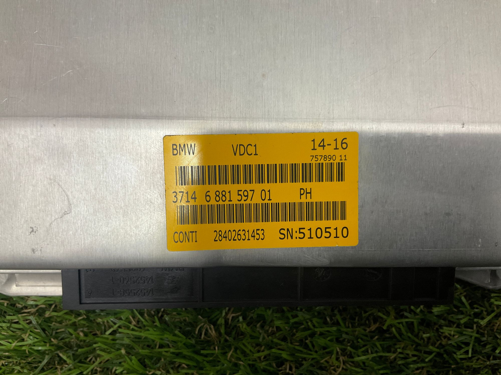 https://gcs.partsauto.market/rn-stockpro.appspot.com/thmbs/userImages/h353NjtZg3VDP19b5HMt7LlpbQ93/part/6828229c-1e3c-4c30-8724-c225923c54db_1747917867069.jpg