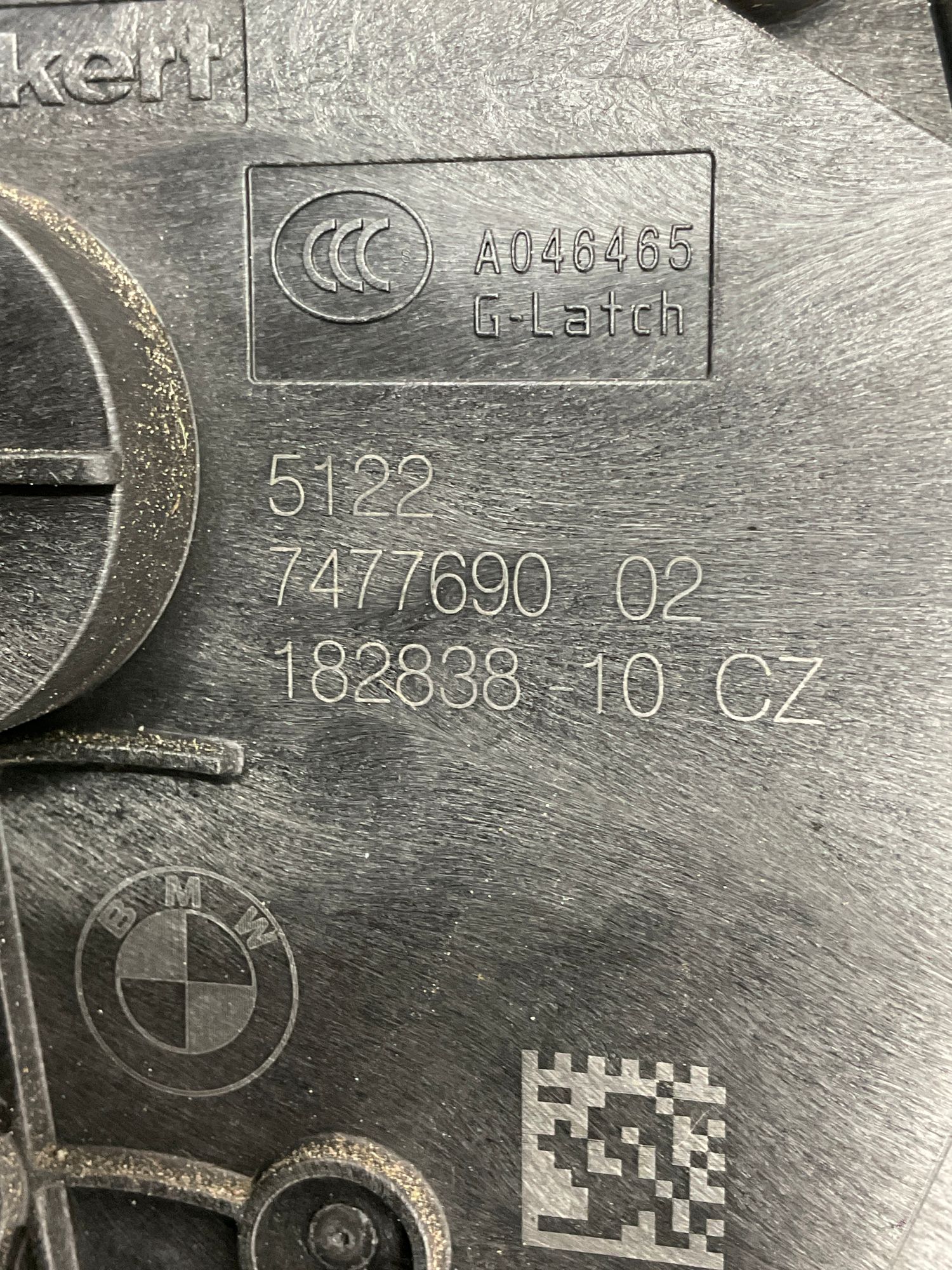 https://gcs.partsauto.market/rn-stockpro.appspot.com/thmbs/userImages/h353NjtZg3VDP19b5HMt7LlpbQ93/part/6930775b-d307-4bb0-95b9-22425fd08893_1738164372524.jpg
