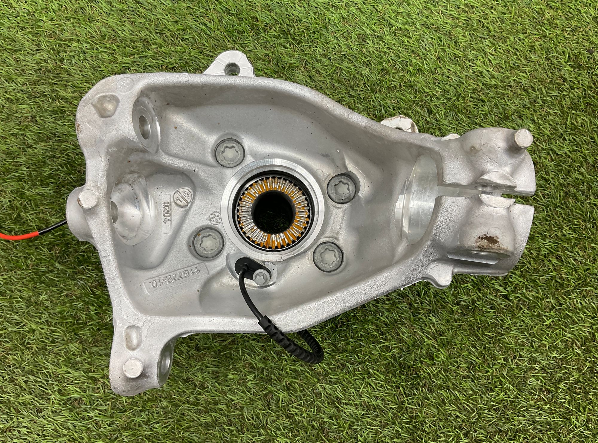 https://gcs.partsauto.market/rn-stockpro.appspot.com/thmbs/userImages/h353NjtZg3VDP19b5HMt7LlpbQ93/part/6ce4b900-0a78-4ee3-a8e4-501dc824d589_1748594933065.jpg