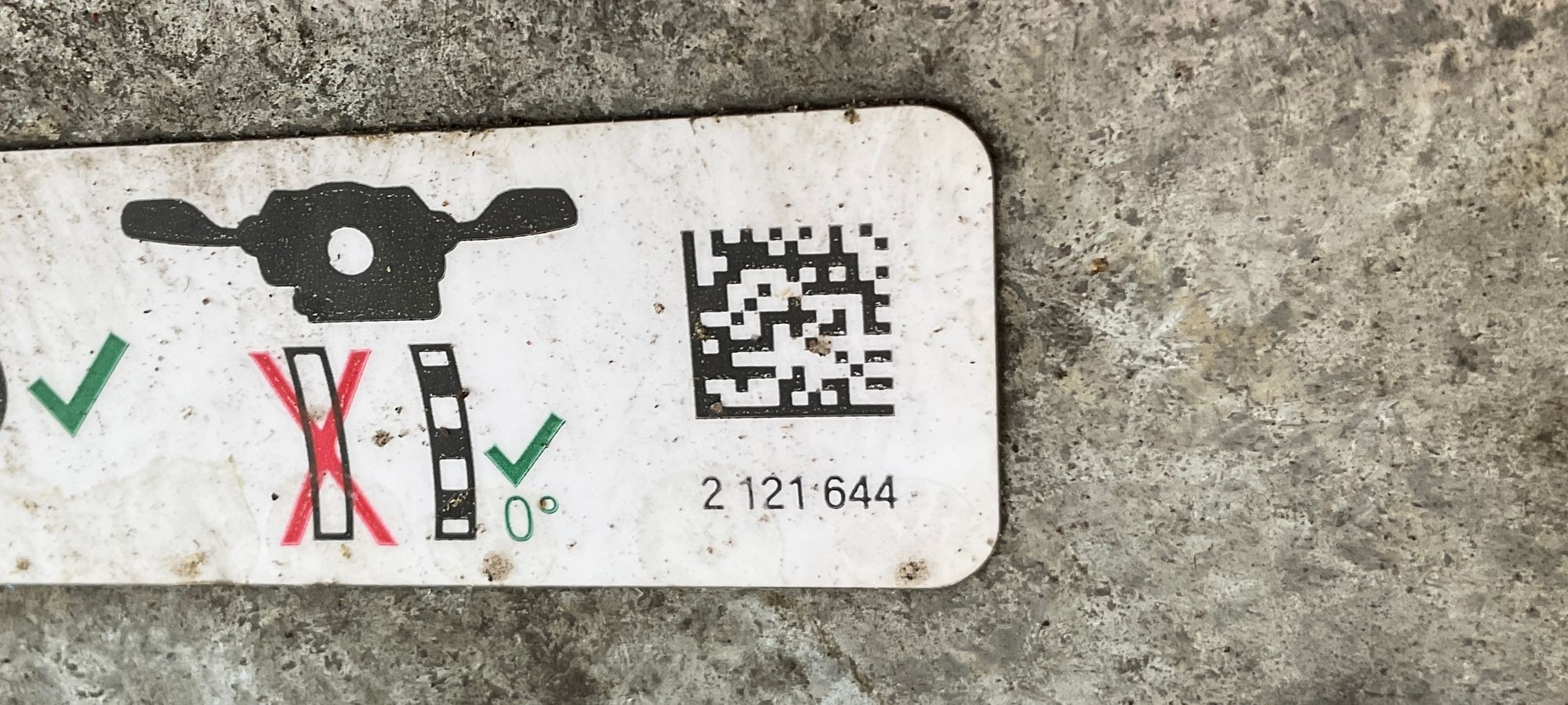 https://gcs.partsauto.market/rn-stockpro.appspot.com/thmbs/userImages/h353NjtZg3VDP19b5HMt7LlpbQ93/part/70e99fe8-0bf1-485f-b777-f675191386d9_1748245914861.jpg