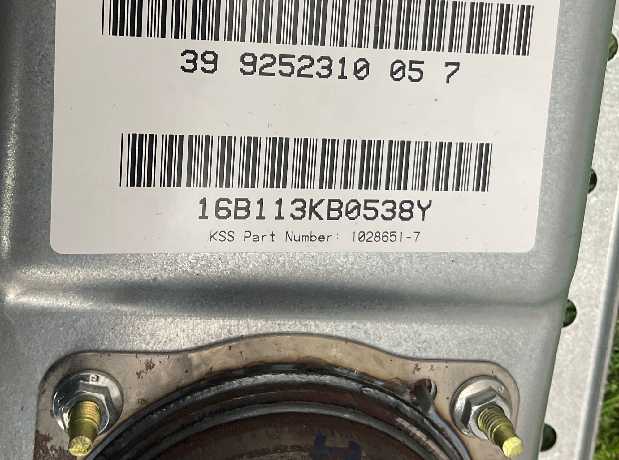 https://gcs.partsauto.market/rn-stockpro.appspot.com/thmbs/userImages/h353NjtZg3VDP19b5HMt7LlpbQ93/part/717c6494-c51c-47a6-b678-4151c175d659_1747907193160.jpg
