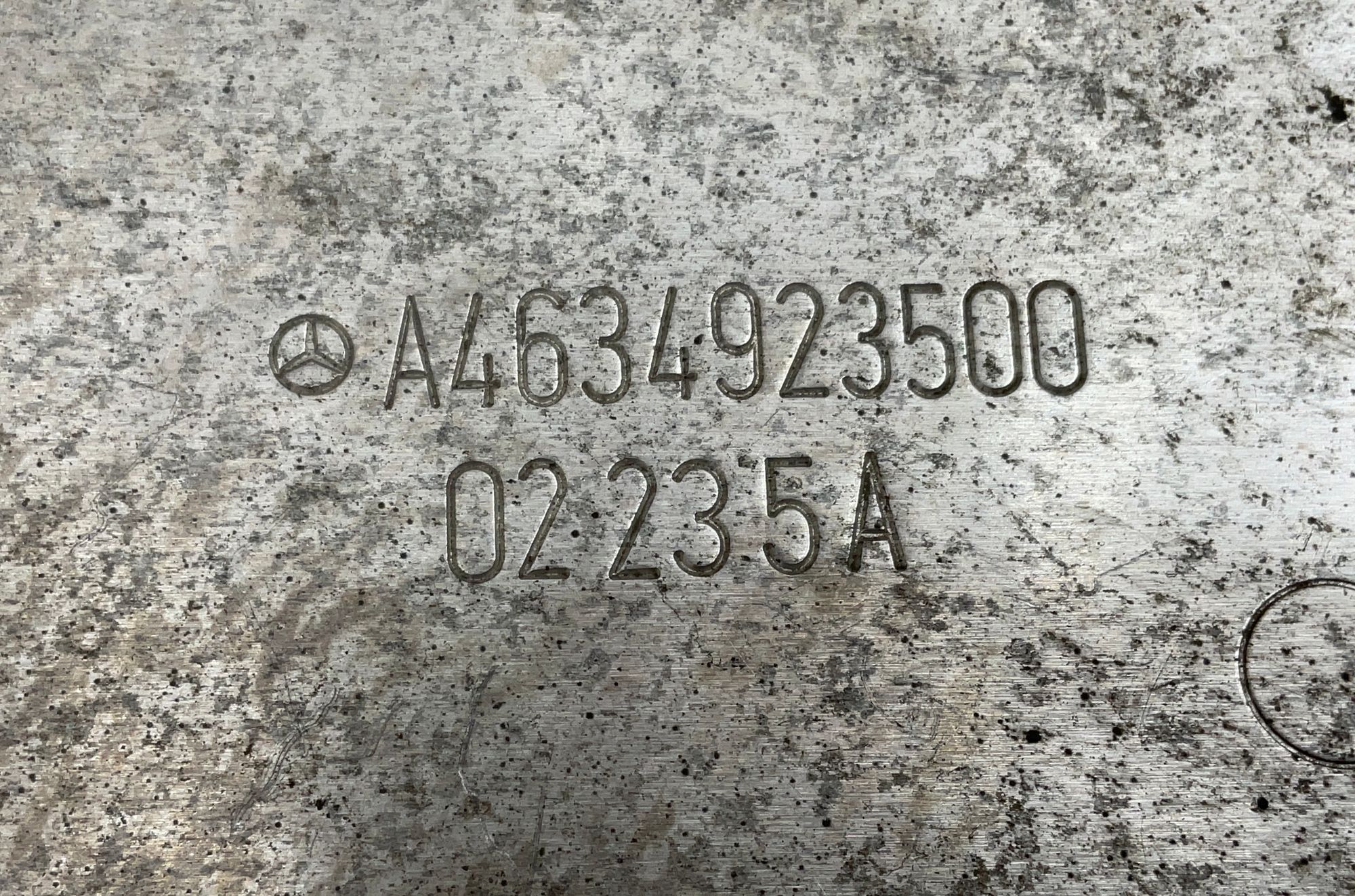 https://gcs.partsauto.market/rn-stockpro.appspot.com/thmbs/userImages/h353NjtZg3VDP19b5HMt7LlpbQ93/part/75447d90-98fc-4e64-99b2-509961d26d0d_1744099532148.jpg