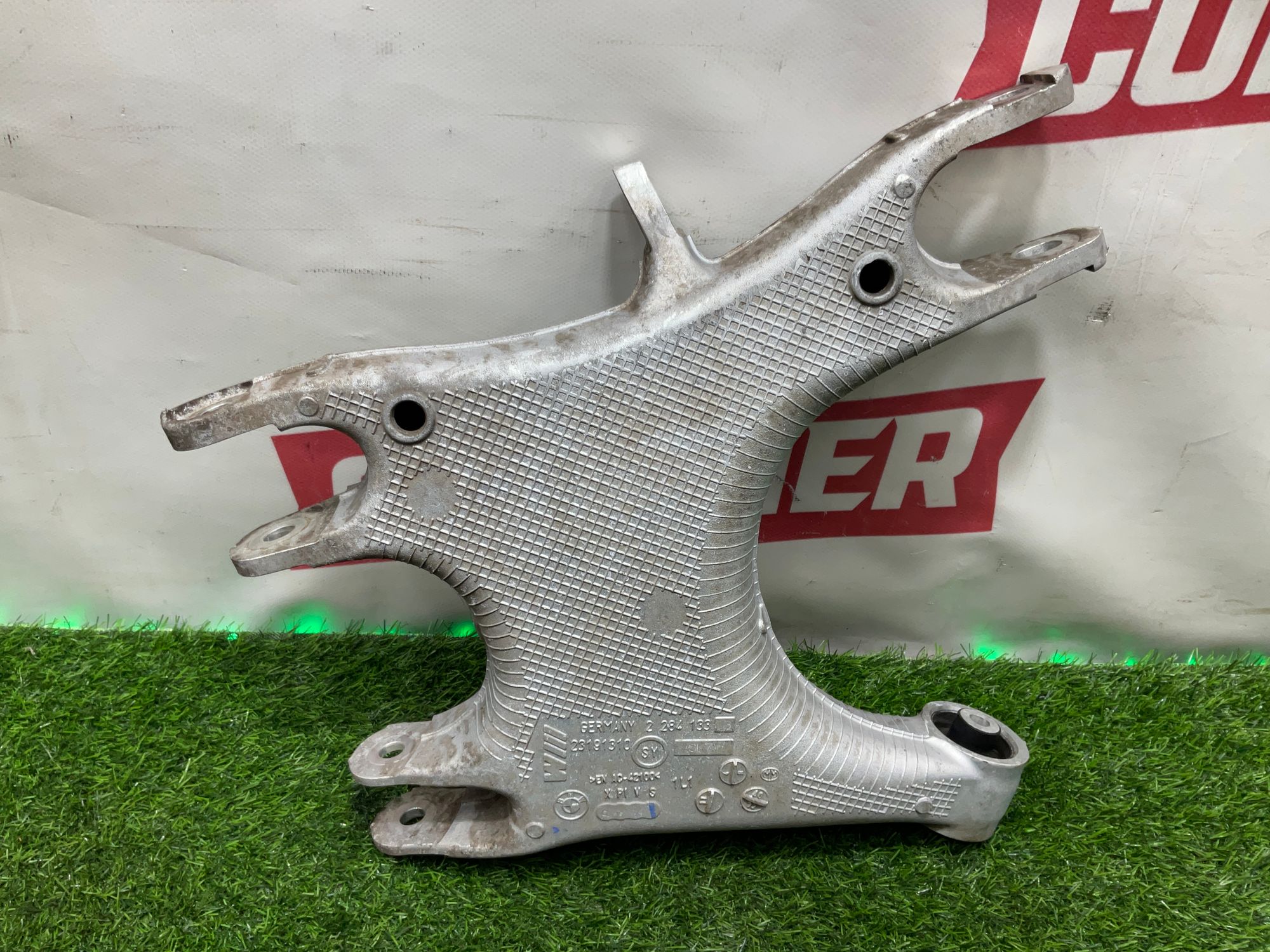 https://gcs.partsauto.market/rn-stockpro.appspot.com/thmbs/userImages/h353NjtZg3VDP19b5HMt7LlpbQ93/part/754b9162-550c-41b1-b3c2-4e1f506b3a4c_1733908270440.jpg