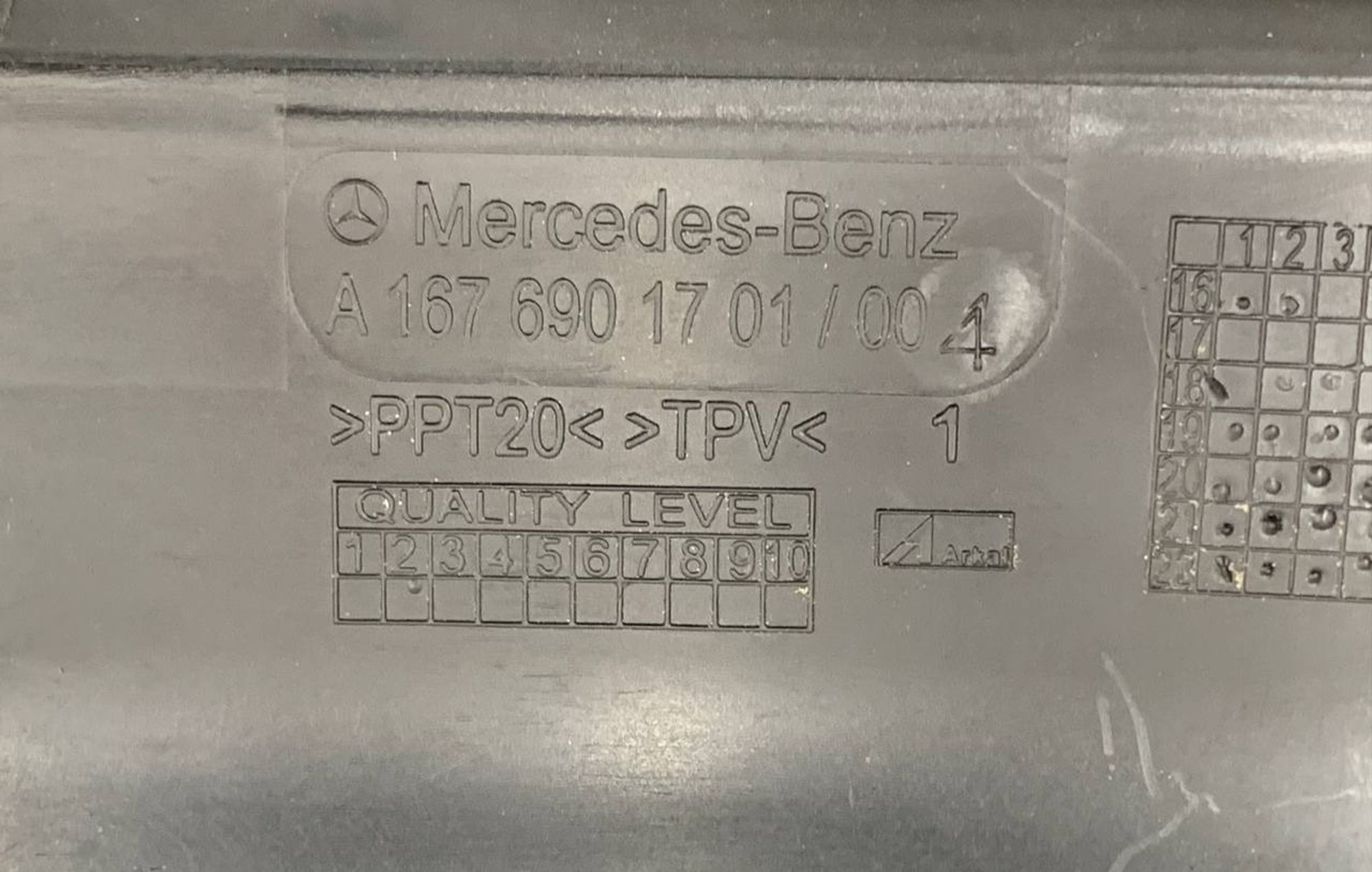 https://gcs.partsauto.market/rn-stockpro.appspot.com/thmbs/userImages/h353NjtZg3VDP19b5HMt7LlpbQ93/part/75c60216-3115-4554-8f6e-a1cf6cdb339c_1732181417551.jpg