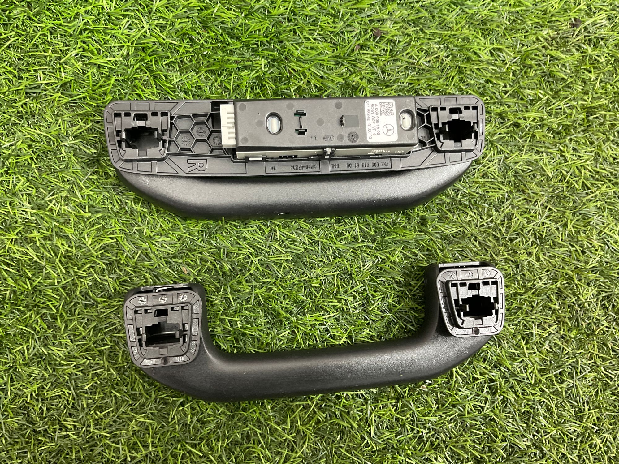 https://gcs.partsauto.market/rn-stockpro.appspot.com/thmbs/userImages/h353NjtZg3VDP19b5HMt7LlpbQ93/part/77e64f29-b3c3-46b5-9a35-652ed02a8aa4_1743175166607.jpg