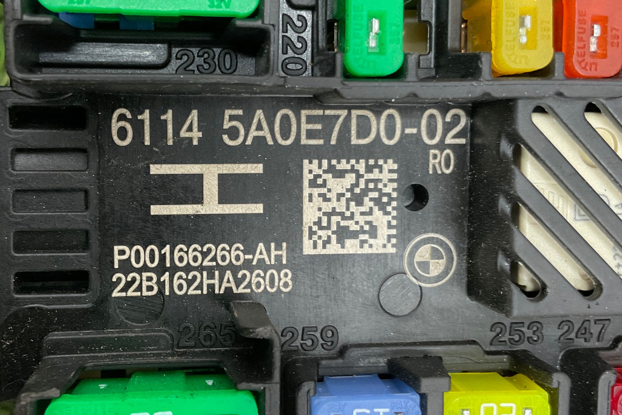 https://gcs.partsauto.market/rn-stockpro.appspot.com/thmbs/userImages/h353NjtZg3VDP19b5HMt7LlpbQ93/part/7840a036-4f07-4375-ba95-fce4577e3cfe_1749047589582.jpg