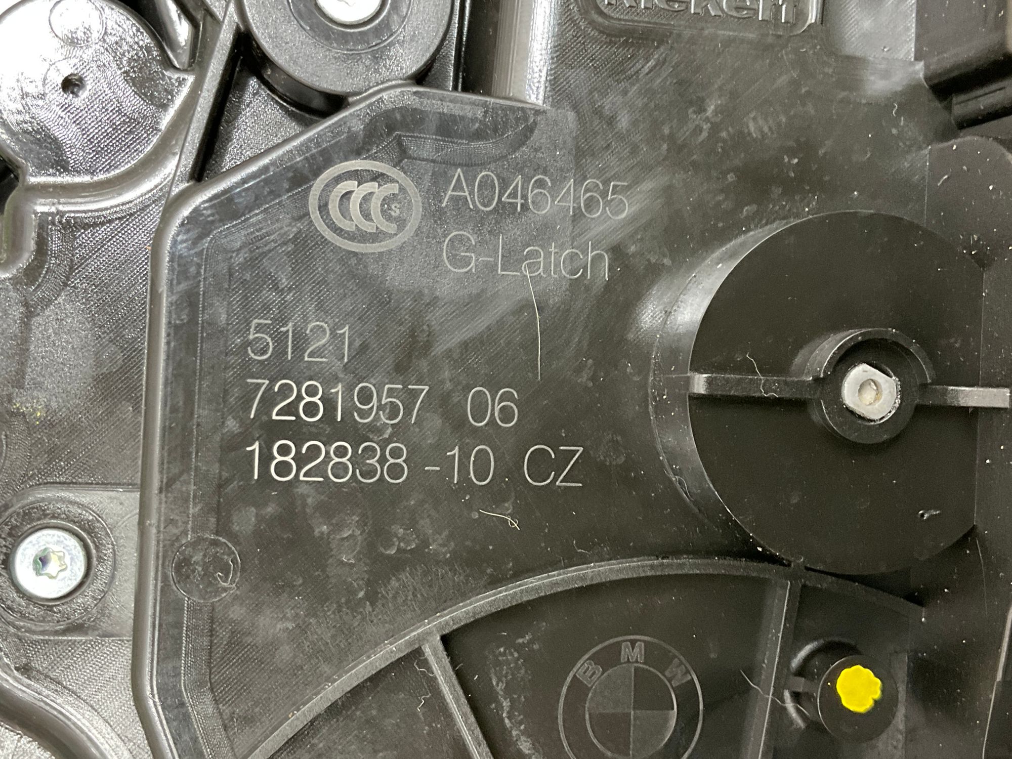 https://gcs.partsauto.market/rn-stockpro.appspot.com/thmbs/userImages/h353NjtZg3VDP19b5HMt7LlpbQ93/part/7a4d4da2-ffc6-4869-990f-2b4eac5fd4a3_1747129329682.jpg
