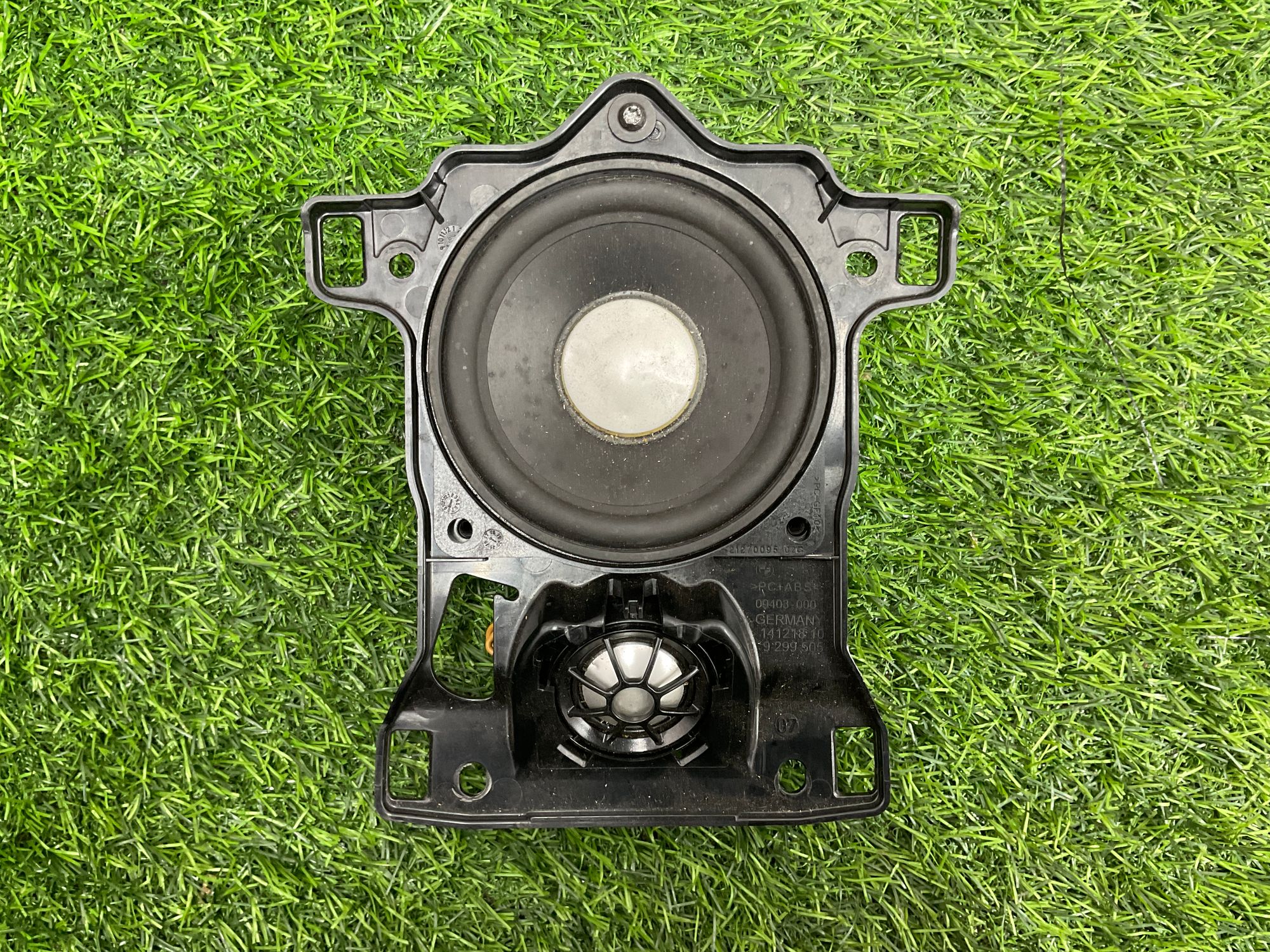 https://gcs.partsauto.market/rn-stockpro.appspot.com/thmbs/userImages/h353NjtZg3VDP19b5HMt7LlpbQ93/part/7bc26e51-7eea-40c1-bc39-dd4cdf441708_1736758458365.jpg