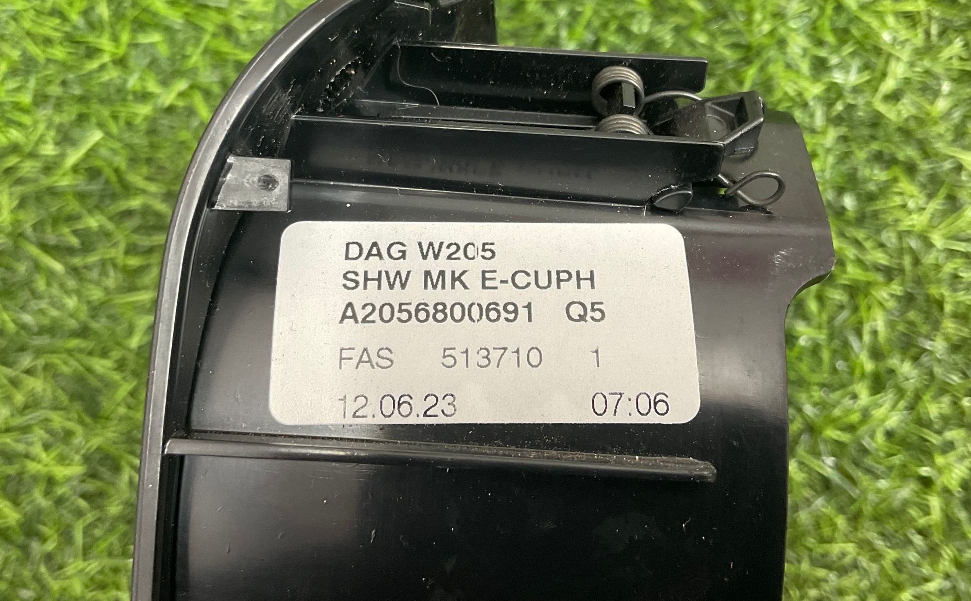https://gcs.partsauto.market/rn-stockpro.appspot.com/thmbs/userImages/h353NjtZg3VDP19b5HMt7LlpbQ93/part/7be557d9-8141-405f-9a26-a57963a76c18_1742550617927.jpg