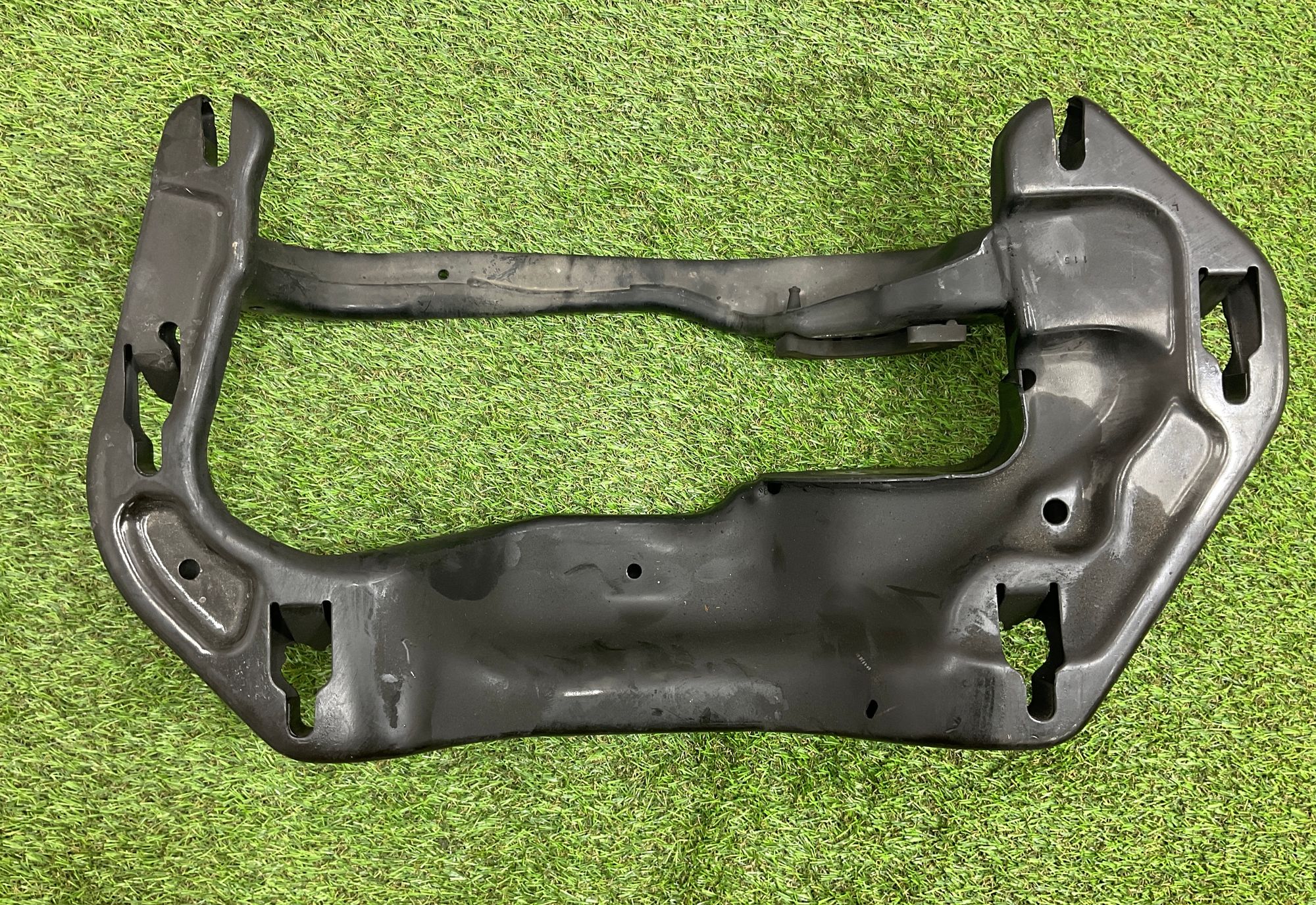 https://gcs.partsauto.market/rn-stockpro.appspot.com/thmbs/userImages/h353NjtZg3VDP19b5HMt7LlpbQ93/part/7c45d50e-d374-4b9c-85af-d917822fc811_1746707711630.jpg