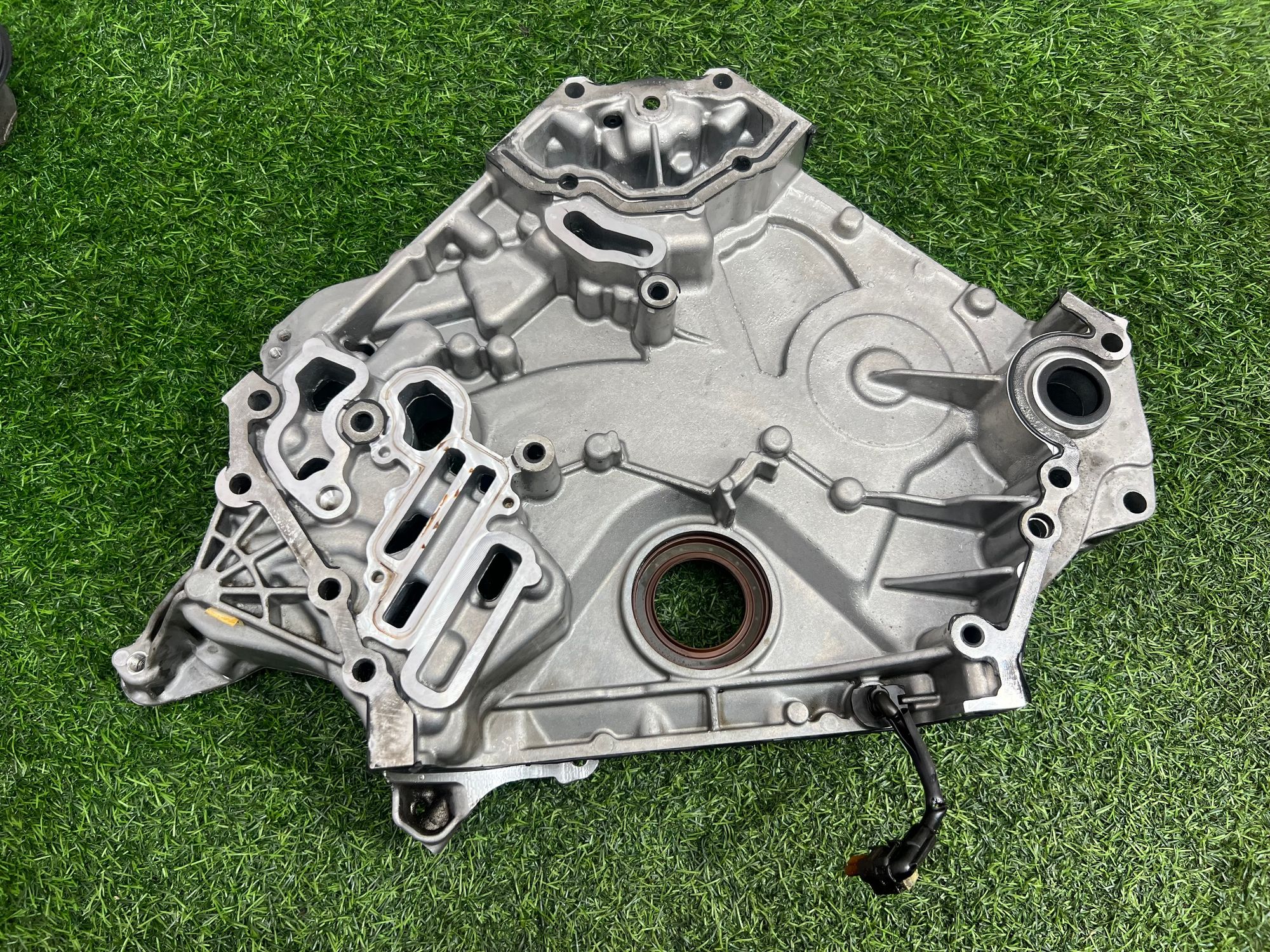 https://gcs.partsauto.market/rn-stockpro.appspot.com/thmbs/userImages/h353NjtZg3VDP19b5HMt7LlpbQ93/part/7cdd02ad-4137-479d-9f46-d498733ea8d4_1743607084157.jpg