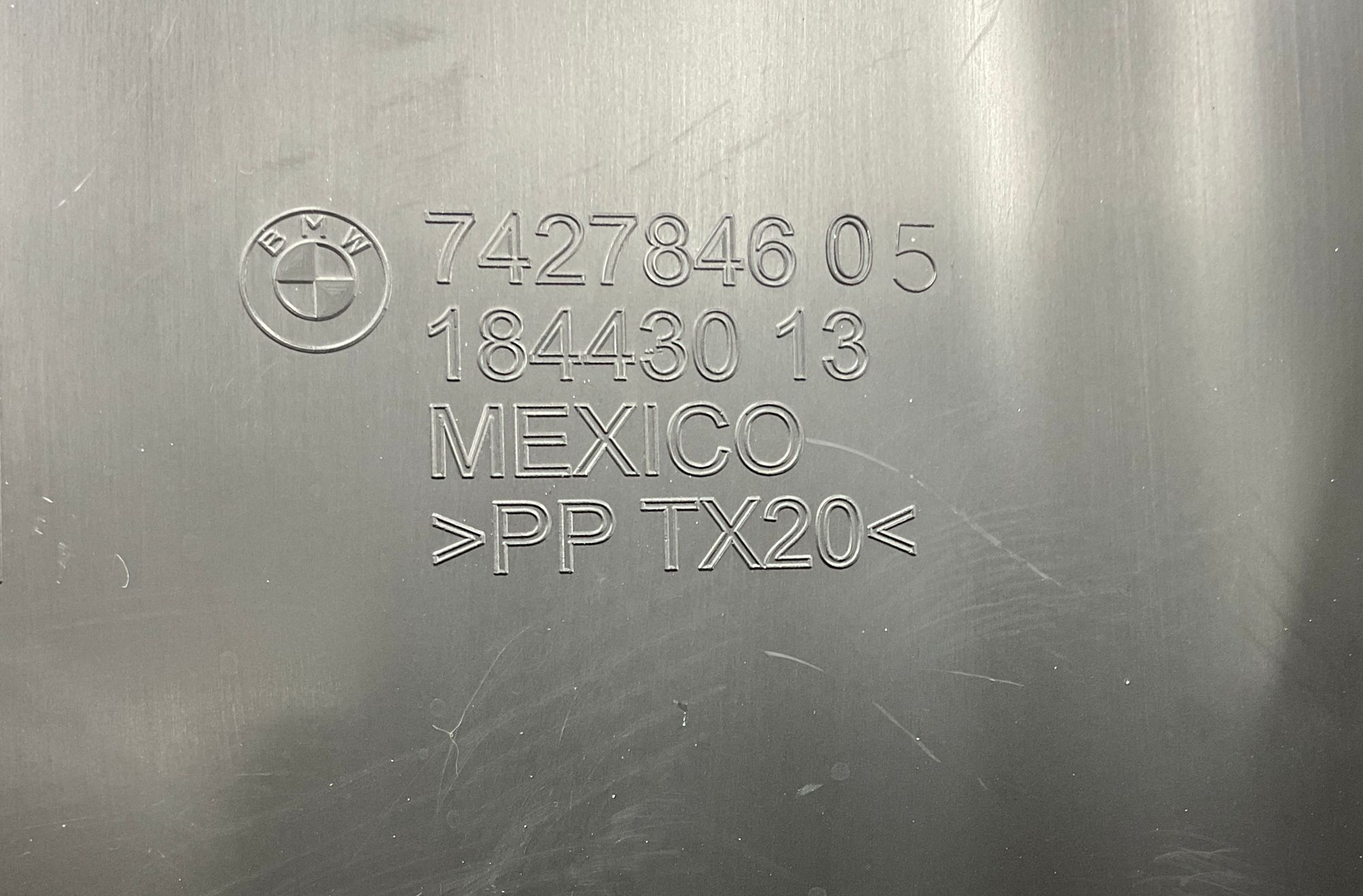 https://gcs.partsauto.market/rn-stockpro.appspot.com/thmbs/userImages/h353NjtZg3VDP19b5HMt7LlpbQ93/part/7d664f42-20de-49e3-8f11-ace4c1f2f281_1749029914951.jpg