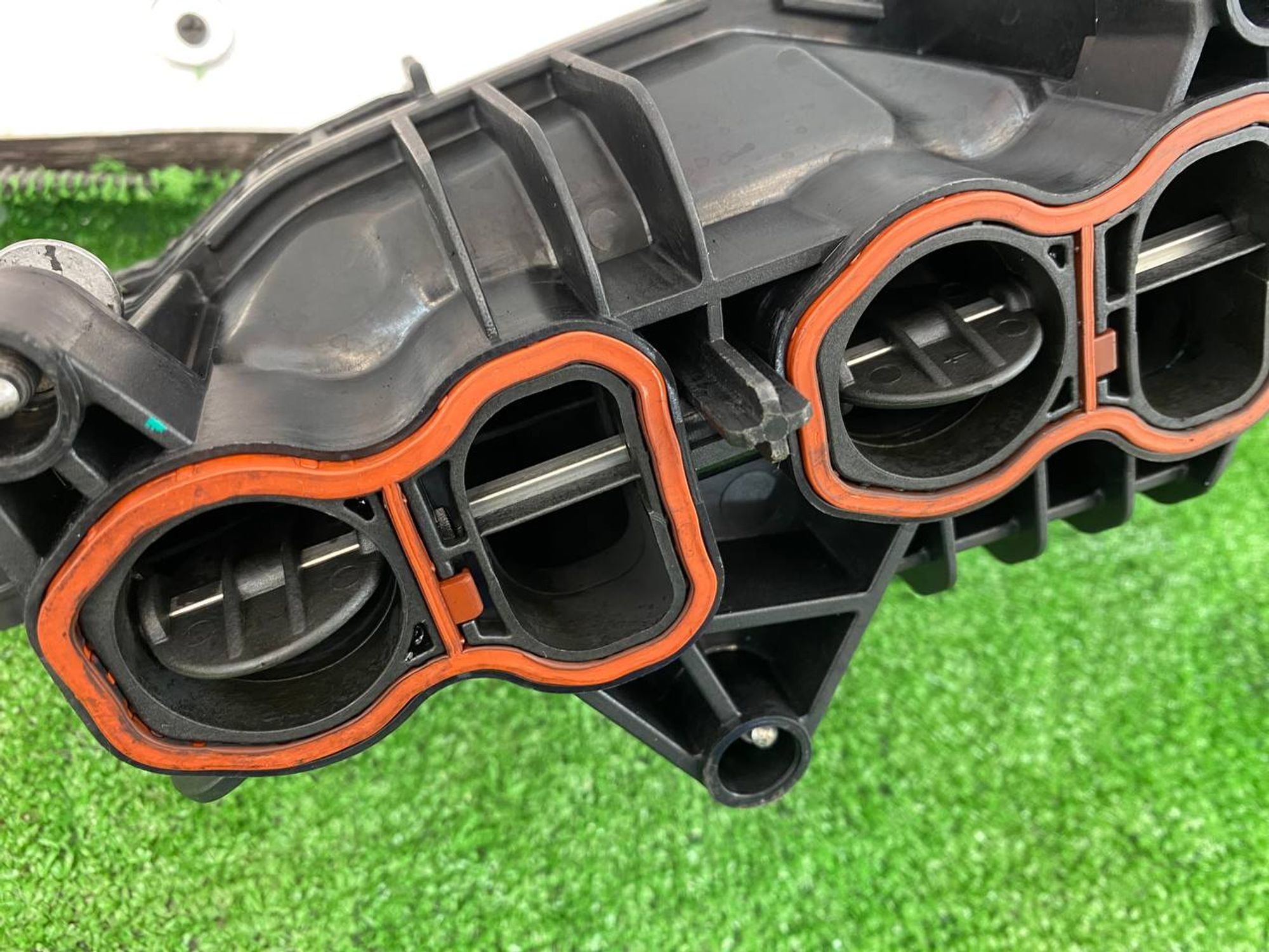 https://gcs.partsauto.market/rn-stockpro.appspot.com/thmbs/userImages/h353NjtZg3VDP19b5HMt7LlpbQ93/part/7ee04462-487b-43fc-9910-7a257bf0bad4_1748682492437.jpg