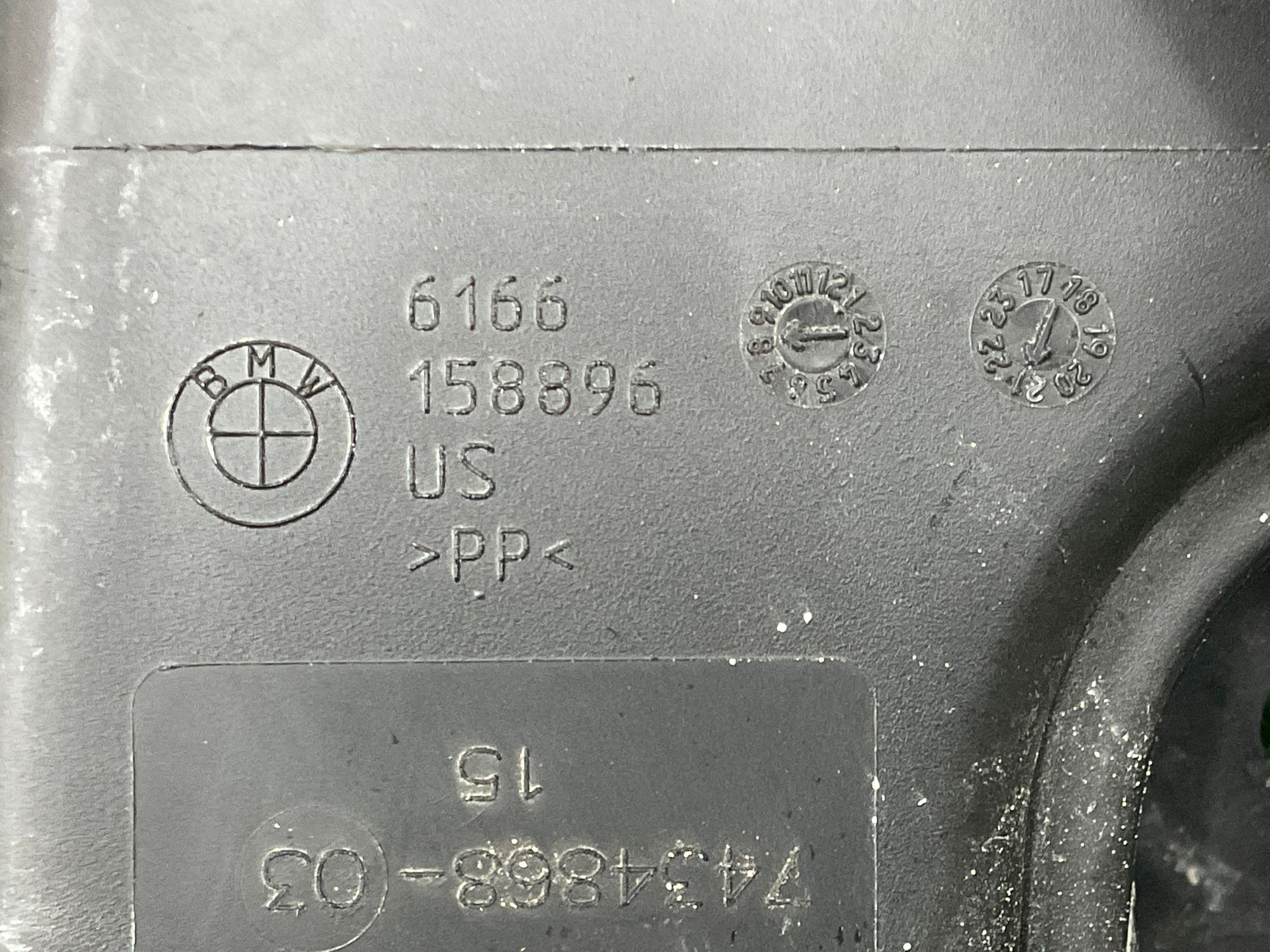 https://gcs.partsauto.market/rn-stockpro.appspot.com/thmbs/userImages/h353NjtZg3VDP19b5HMt7LlpbQ93/part/7fad3844-435f-4733-a00e-f3ac2ee2cff3_1734438222070.jpg