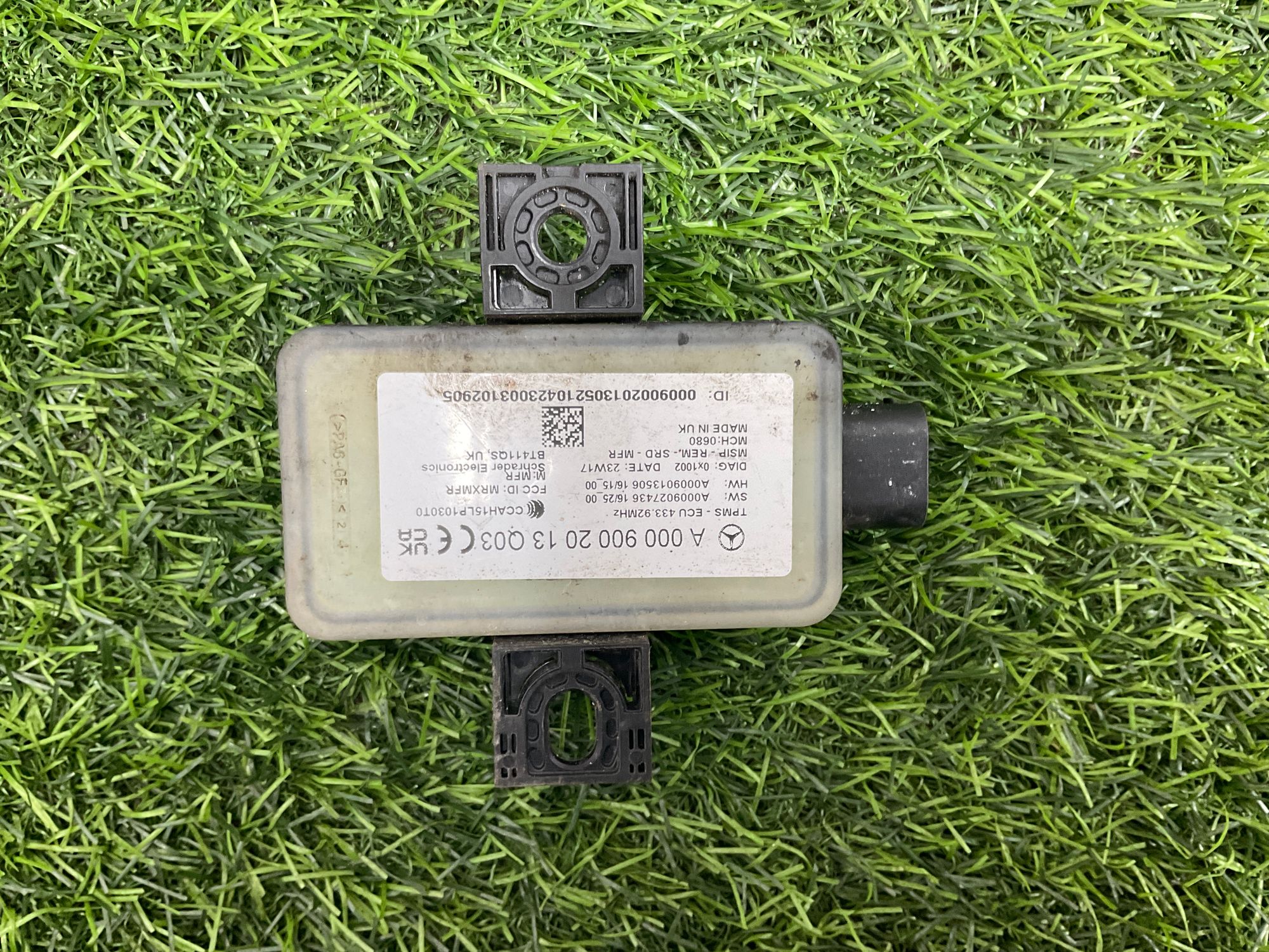 https://gcs.partsauto.market/rn-stockpro.appspot.com/thmbs/userImages/h353NjtZg3VDP19b5HMt7LlpbQ93/part/8132fe19-91b9-4fe6-829c-67b2bf4dc898_1742545037850.jpg