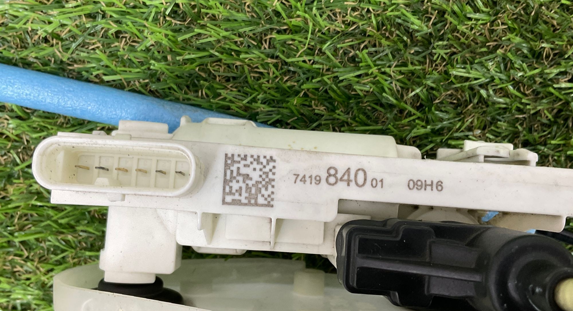 https://gcs.partsauto.market/rn-stockpro.appspot.com/thmbs/userImages/h353NjtZg3VDP19b5HMt7LlpbQ93/part/8381f154-838a-44e0-99d6-9dd34cc9452d_1747036078256.jpg