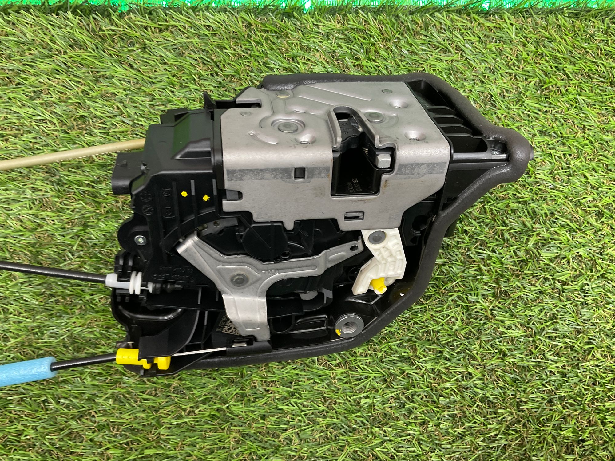 https://gcs.partsauto.market/rn-stockpro.appspot.com/thmbs/userImages/h353NjtZg3VDP19b5HMt7LlpbQ93/part/854d4376-8b5d-4d35-9054-87288b38b5e9_1747129345236.jpg