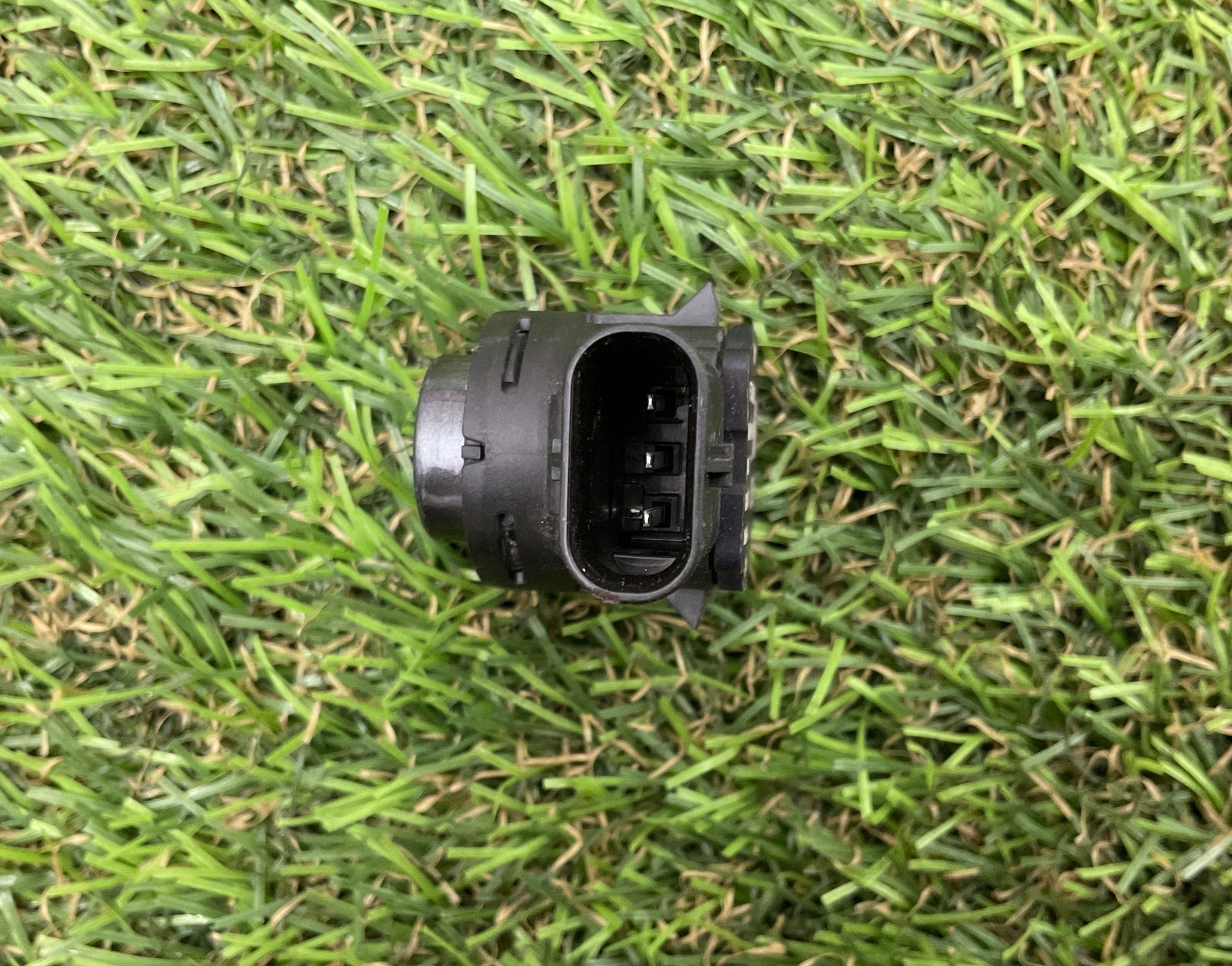 https://gcs.partsauto.market/rn-stockpro.appspot.com/thmbs/userImages/h353NjtZg3VDP19b5HMt7LlpbQ93/part/85882c60-de26-4da9-98cf-81119a98f1e4_1749220673233.jpg
