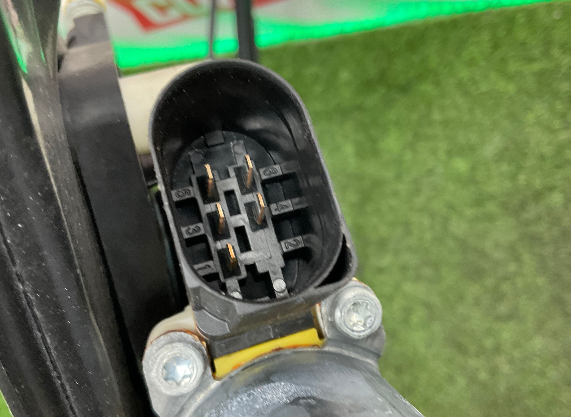 https://gcs.partsauto.market/rn-stockpro.appspot.com/thmbs/userImages/h353NjtZg3VDP19b5HMt7LlpbQ93/part/87571a54-3728-4557-ab29-cccdd9b8a1ac_1746432437883.jpg