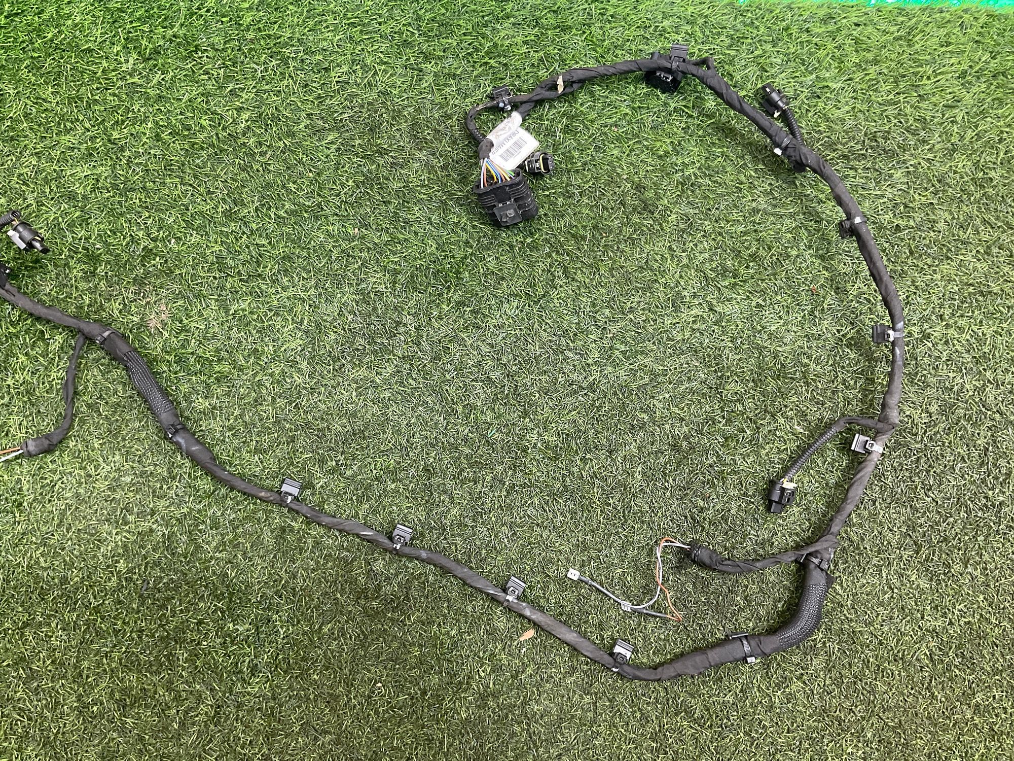 https://gcs.partsauto.market/rn-stockpro.appspot.com/thmbs/userImages/h353NjtZg3VDP19b5HMt7LlpbQ93/part/876fbf9a-9732-4186-8bf9-6af719382196_1743151444191.jpg
