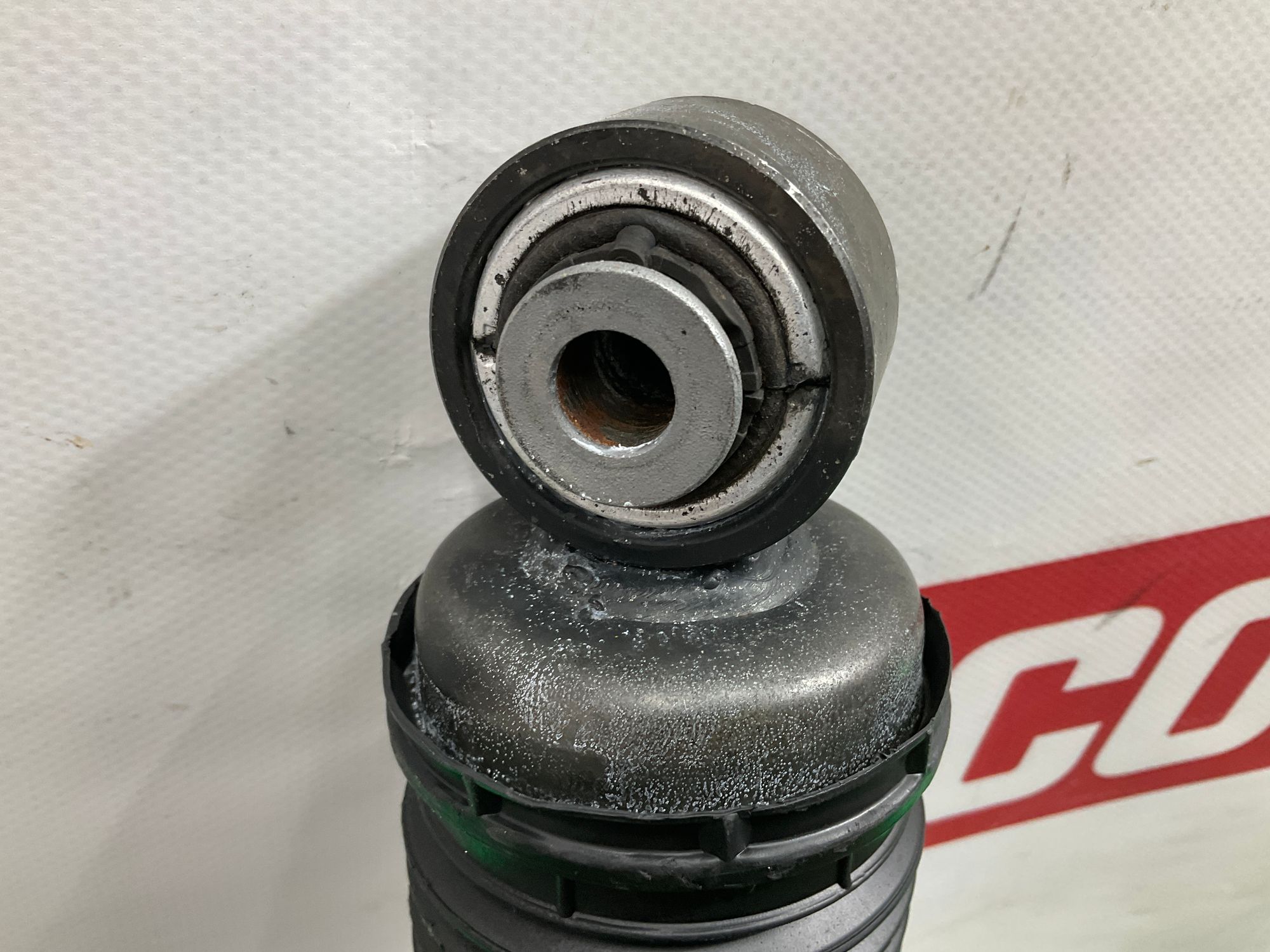 https://gcs.partsauto.market/rn-stockpro.appspot.com/thmbs/userImages/h353NjtZg3VDP19b5HMt7LlpbQ93/part/8bdce012-f5ea-46ef-8b00-1902400db197_1744016784870.jpg