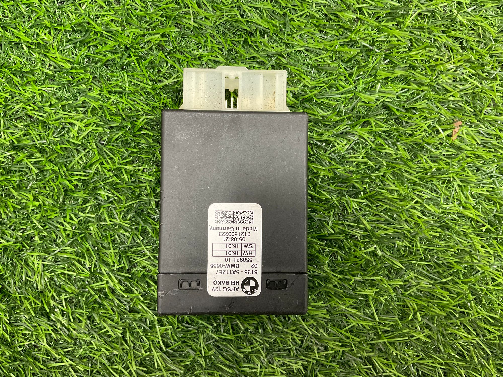 https://gcs.partsauto.market/rn-stockpro.appspot.com/thmbs/userImages/h353NjtZg3VDP19b5HMt7LlpbQ93/part/8c0a328f-24ac-4e10-8c62-78d6f545c072_1734443209137.jpg