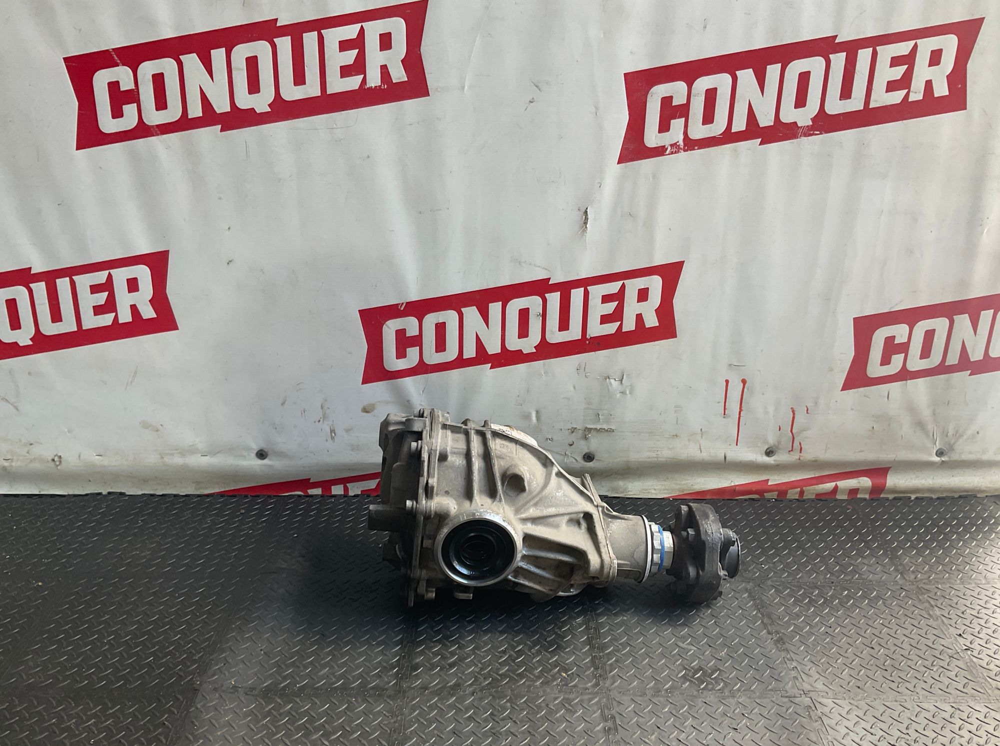 https://gcs.partsauto.market/rn-stockpro.appspot.com/thmbs/userImages/h353NjtZg3VDP19b5HMt7LlpbQ93/part/8d91ac79-04ab-4626-a744-ad855d004b85_1747913469369.jpg
