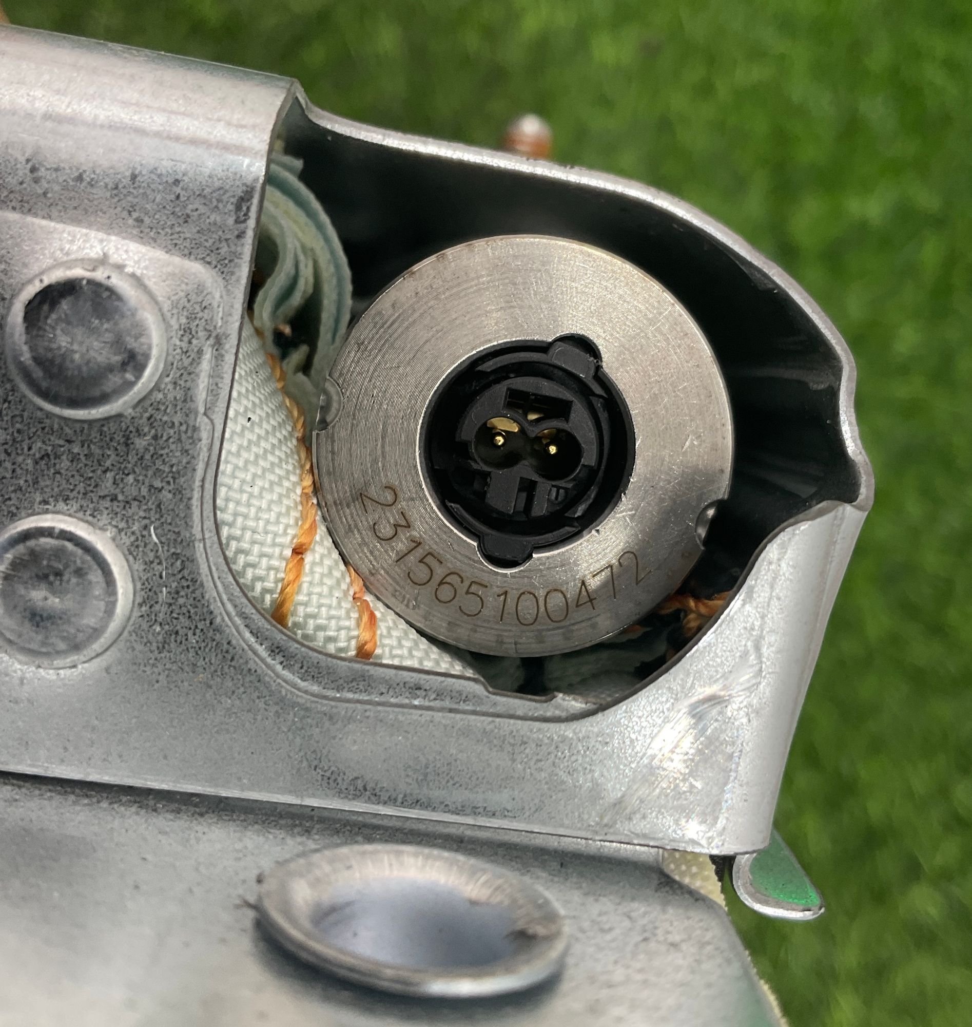 https://gcs.partsauto.market/rn-stockpro.appspot.com/thmbs/userImages/h353NjtZg3VDP19b5HMt7LlpbQ93/part/8f22234f-4852-49e7-a88c-f46031da7305_1742636092304.jpg