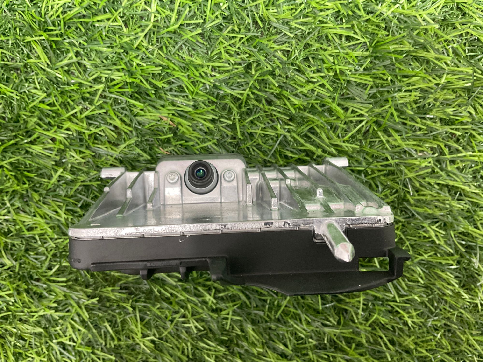 https://gcs.partsauto.market/rn-stockpro.appspot.com/thmbs/userImages/h353NjtZg3VDP19b5HMt7LlpbQ93/part/8fa13287-a2fb-483a-bd6f-c5d4dbd9efa3_1742479915549.jpg