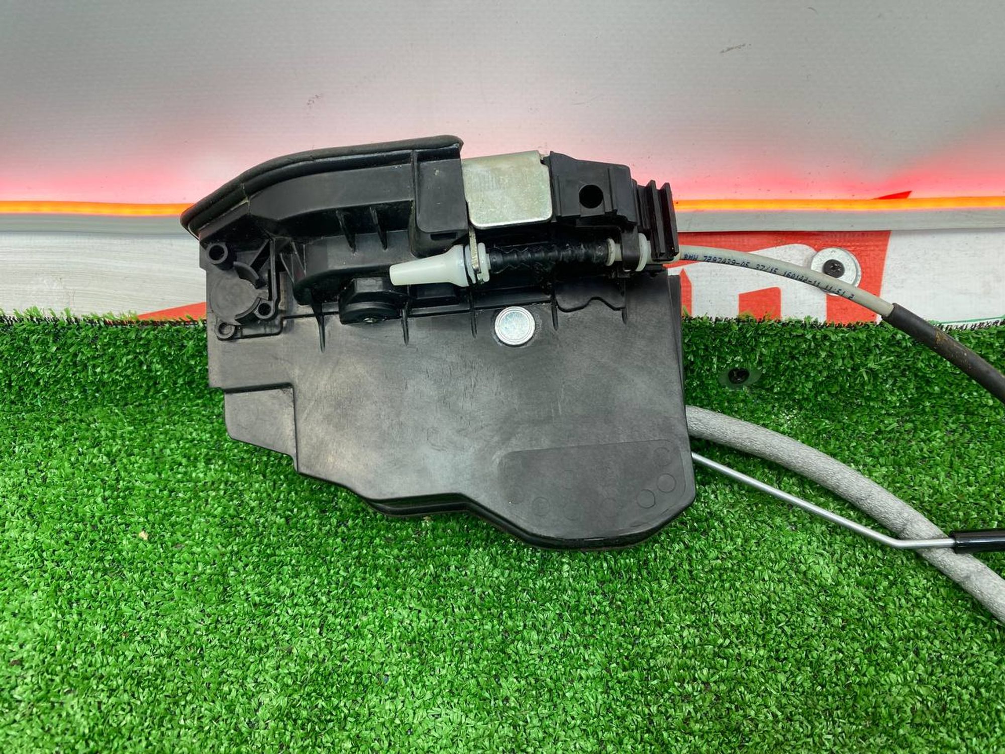 https://gcs.partsauto.market/rn-stockpro.appspot.com/thmbs/userImages/h353NjtZg3VDP19b5HMt7LlpbQ93/part/8ff301ed-3cf3-4df3-933e-f44af156190a_1743756119816.jpg