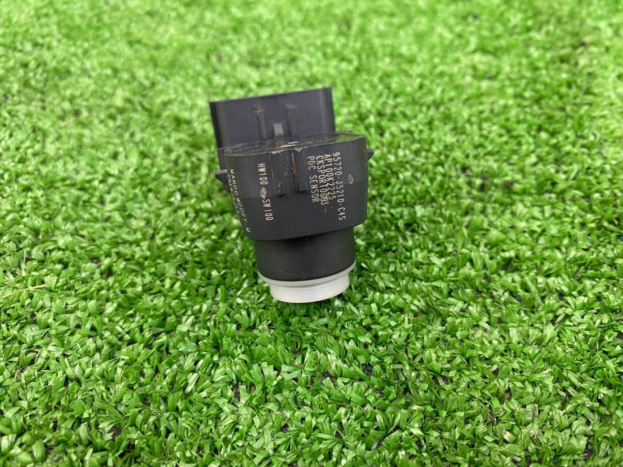 https://gcs.partsauto.market/rn-stockpro.appspot.com/thmbs/userImages/h353NjtZg3VDP19b5HMt7LlpbQ93/part/90fd5530-d6f3-45ac-9b31-fa326fe15a50_1743845770665.jpg