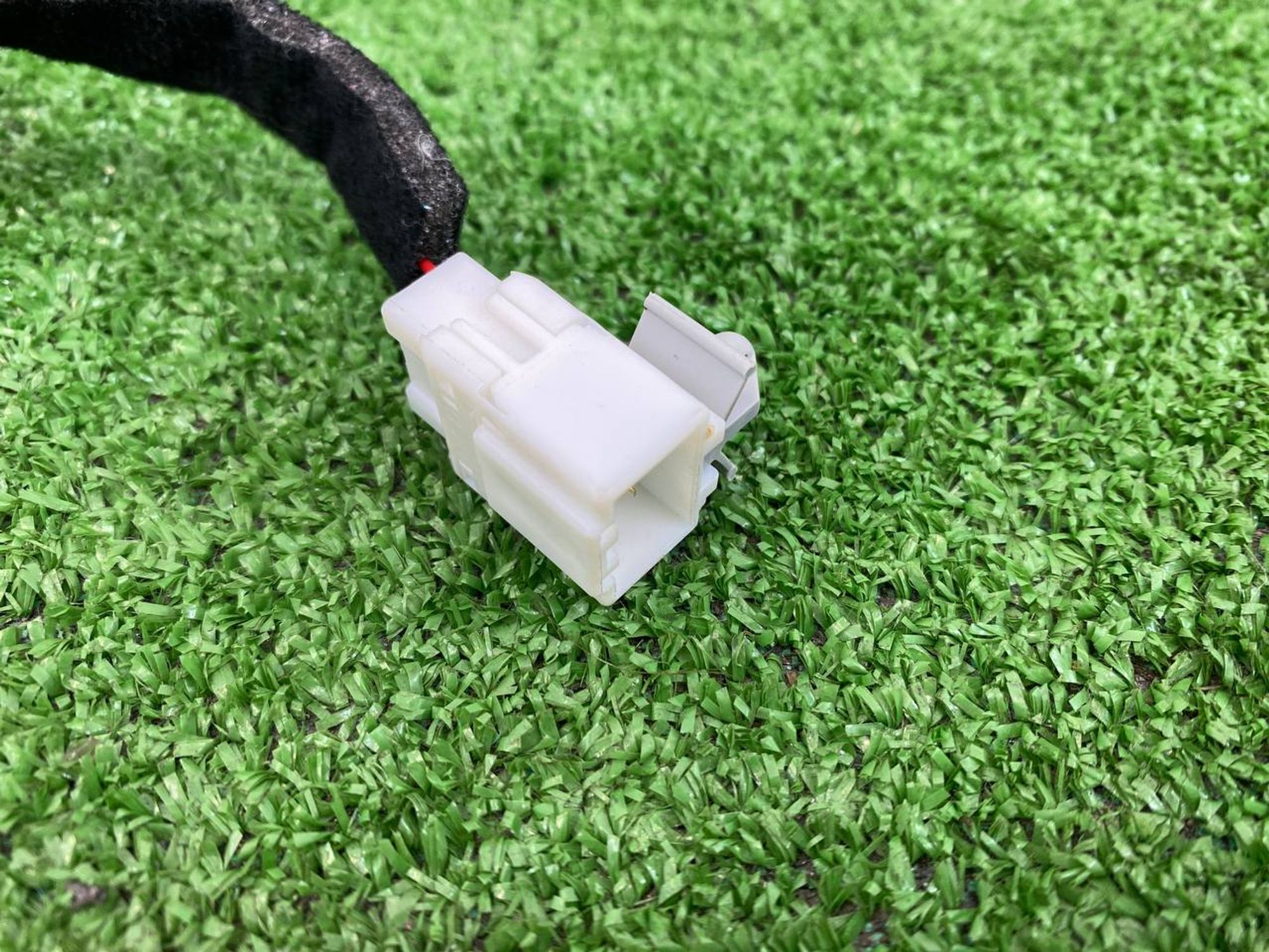 https://gcs.partsauto.market/rn-stockpro.appspot.com/thmbs/userImages/h353NjtZg3VDP19b5HMt7LlpbQ93/part/92b5051d-cc41-4a2c-91b3-7671b71f900f_1744099097341.jpg