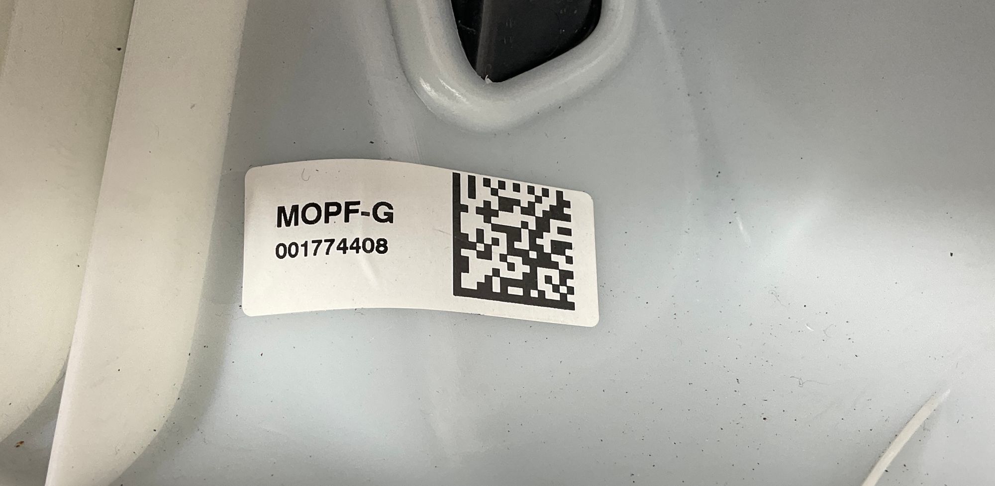 https://gcs.partsauto.market/rn-stockpro.appspot.com/thmbs/userImages/h353NjtZg3VDP19b5HMt7LlpbQ93/part/947559d1-c7f3-4827-b9da-c227f354c358_1742550264353.jpg