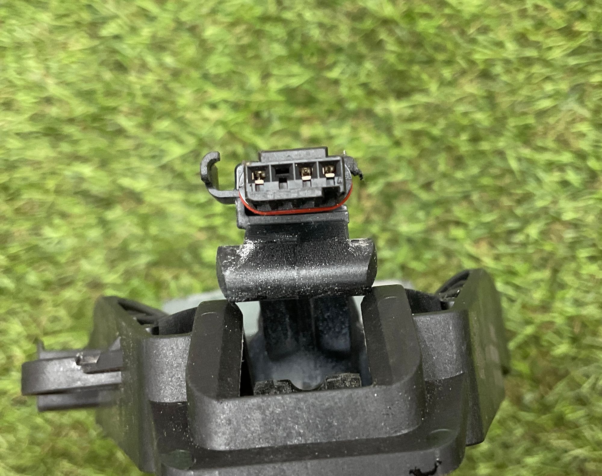 https://gcs.partsauto.market/rn-stockpro.appspot.com/thmbs/userImages/h353NjtZg3VDP19b5HMt7LlpbQ93/part/948e6f08-e358-4085-9bad-413be869a6a9_1749114916485.jpg