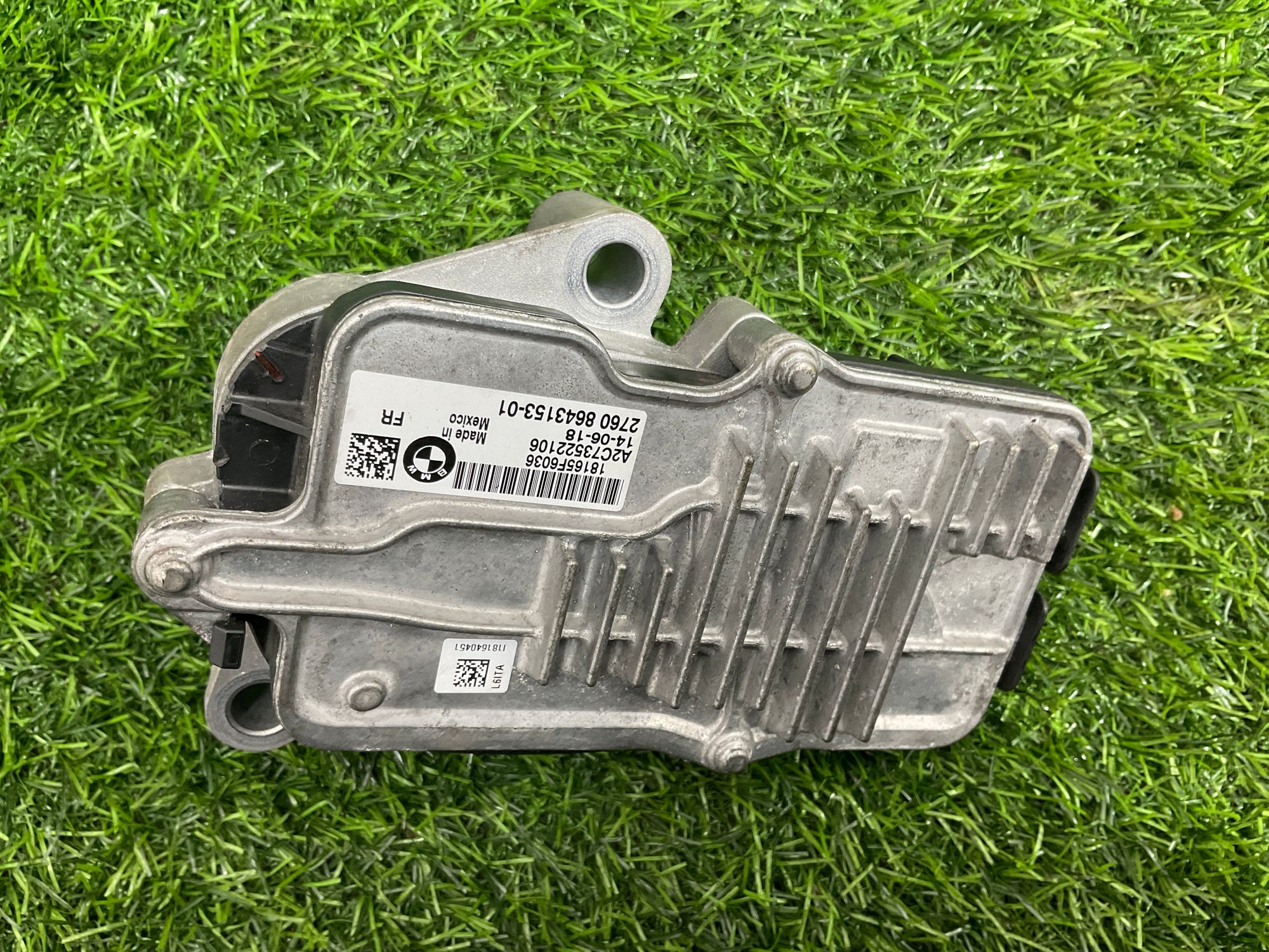 https://gcs.partsauto.market/rn-stockpro.appspot.com/thmbs/userImages/h353NjtZg3VDP19b5HMt7LlpbQ93/part/94b37c38-7f14-4b8a-8c68-45e2283069d8_1741358547016.jpg