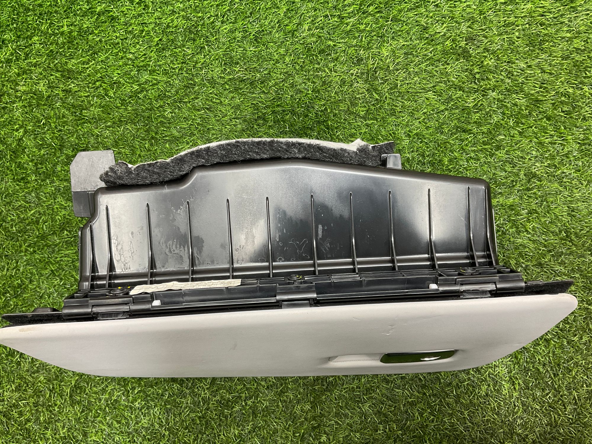 https://gcs.partsauto.market/rn-stockpro.appspot.com/thmbs/userImages/h353NjtZg3VDP19b5HMt7LlpbQ93/part/9c54d09f-bf9a-434d-8940-82041383662f_1734598103048.jpg