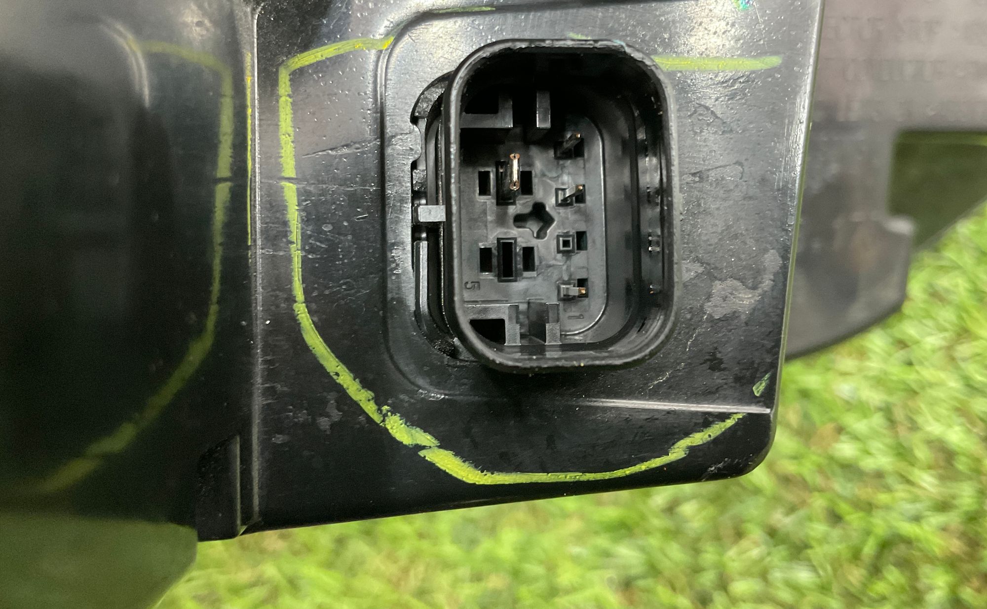 https://gcs.partsauto.market/rn-stockpro.appspot.com/thmbs/userImages/h353NjtZg3VDP19b5HMt7LlpbQ93/part/9c7b6322-525c-4187-a453-b9122c9fa461_1747927490277.jpg
