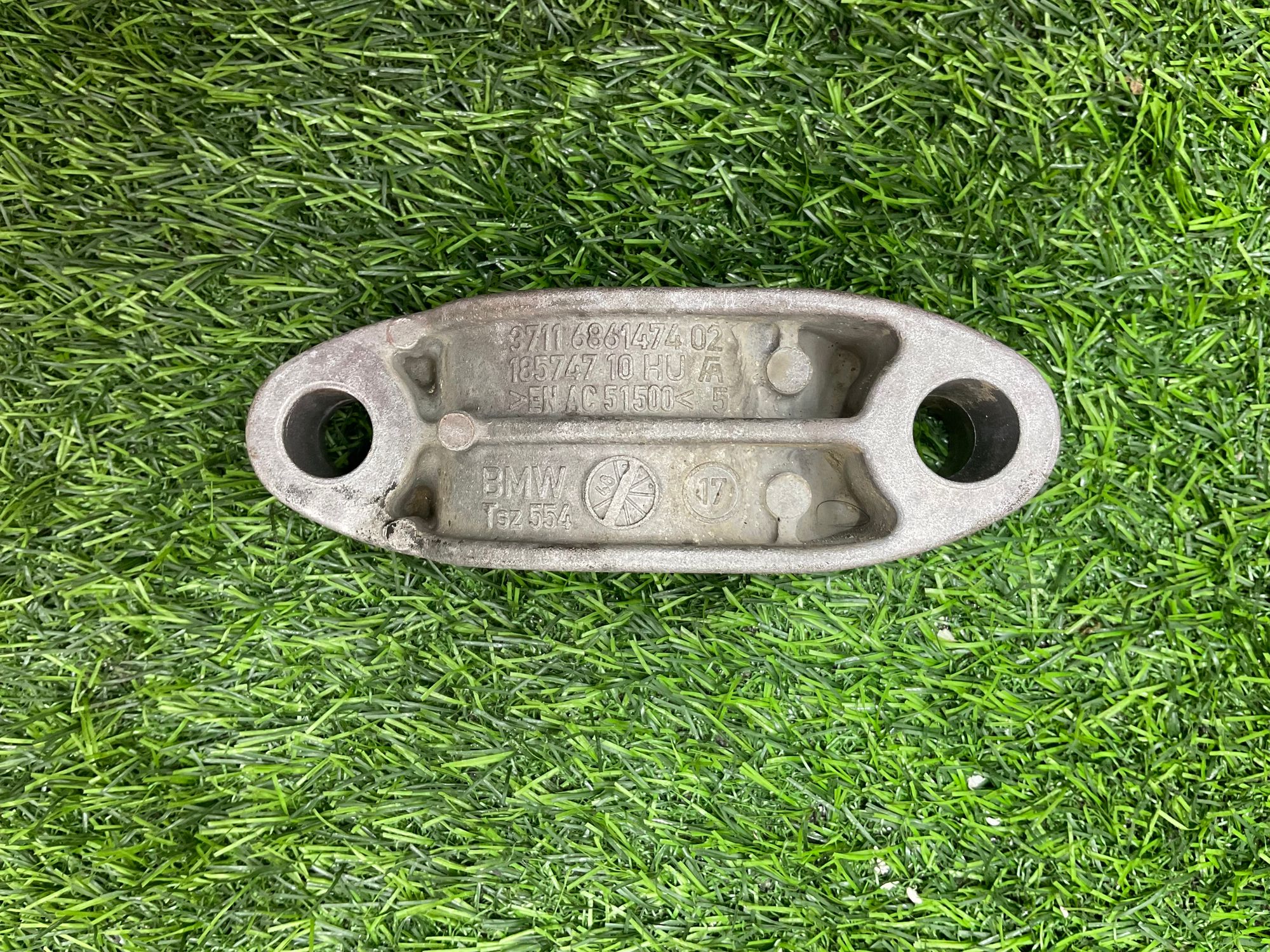 https://gcs.partsauto.market/rn-stockpro.appspot.com/thmbs/userImages/h353NjtZg3VDP19b5HMt7LlpbQ93/part/9e6ae5c6-4d9b-4264-81be-88d4bcfafbbf_1733758669756.jpg