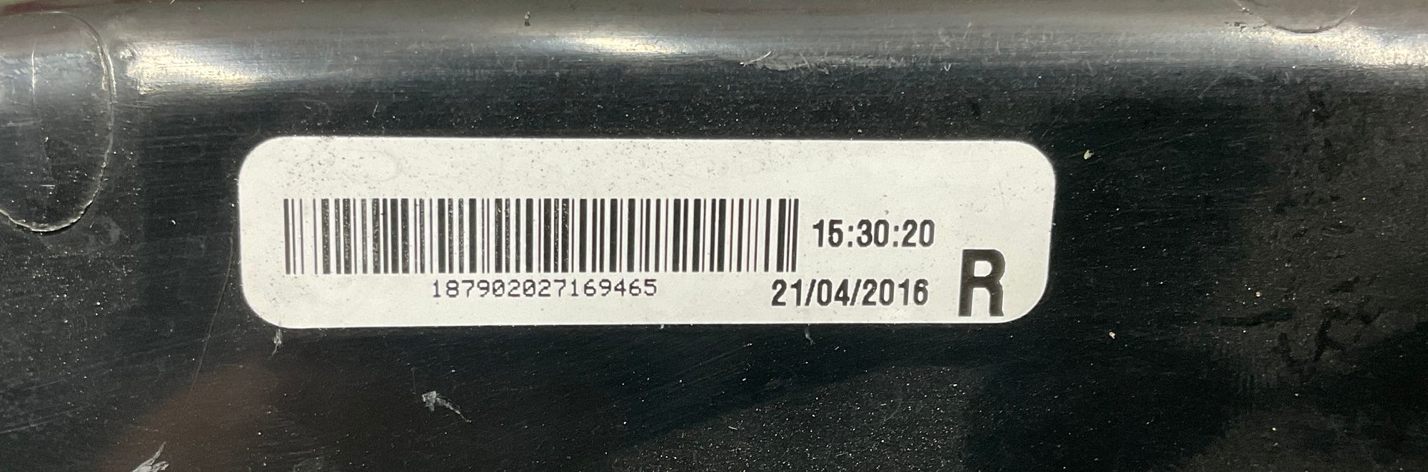 https://gcs.partsauto.market/rn-stockpro.appspot.com/thmbs/userImages/h353NjtZg3VDP19b5HMt7LlpbQ93/part/a15a77b6-039b-4664-b8d2-42a77dadfc2a_1747668227286.jpg