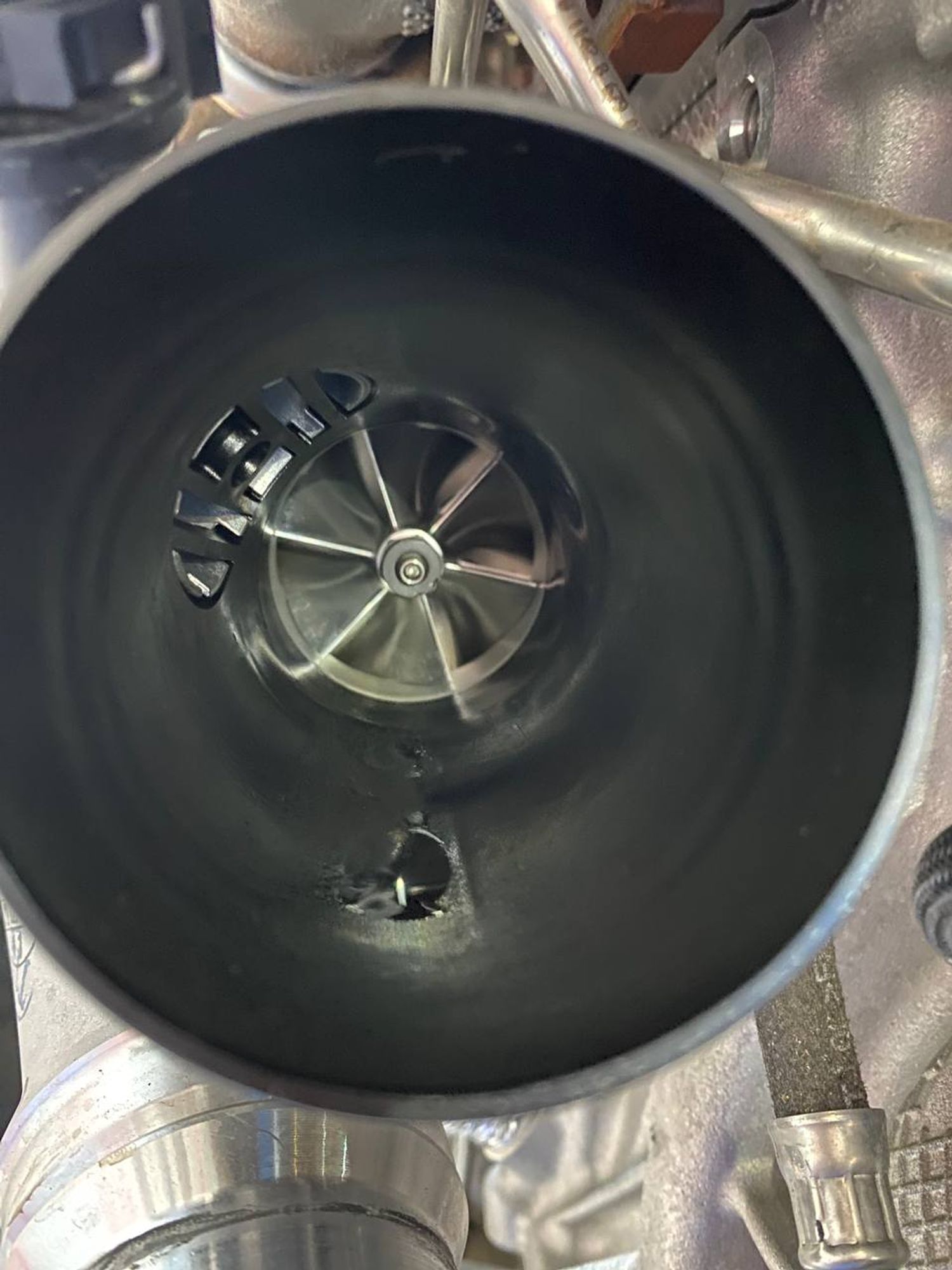 https://gcs.partsauto.market/rn-stockpro.appspot.com/thmbs/userImages/h353NjtZg3VDP19b5HMt7LlpbQ93/part/a37ebd42-195d-4730-a1ec-b012c72abd3b_1747751860638.jpg