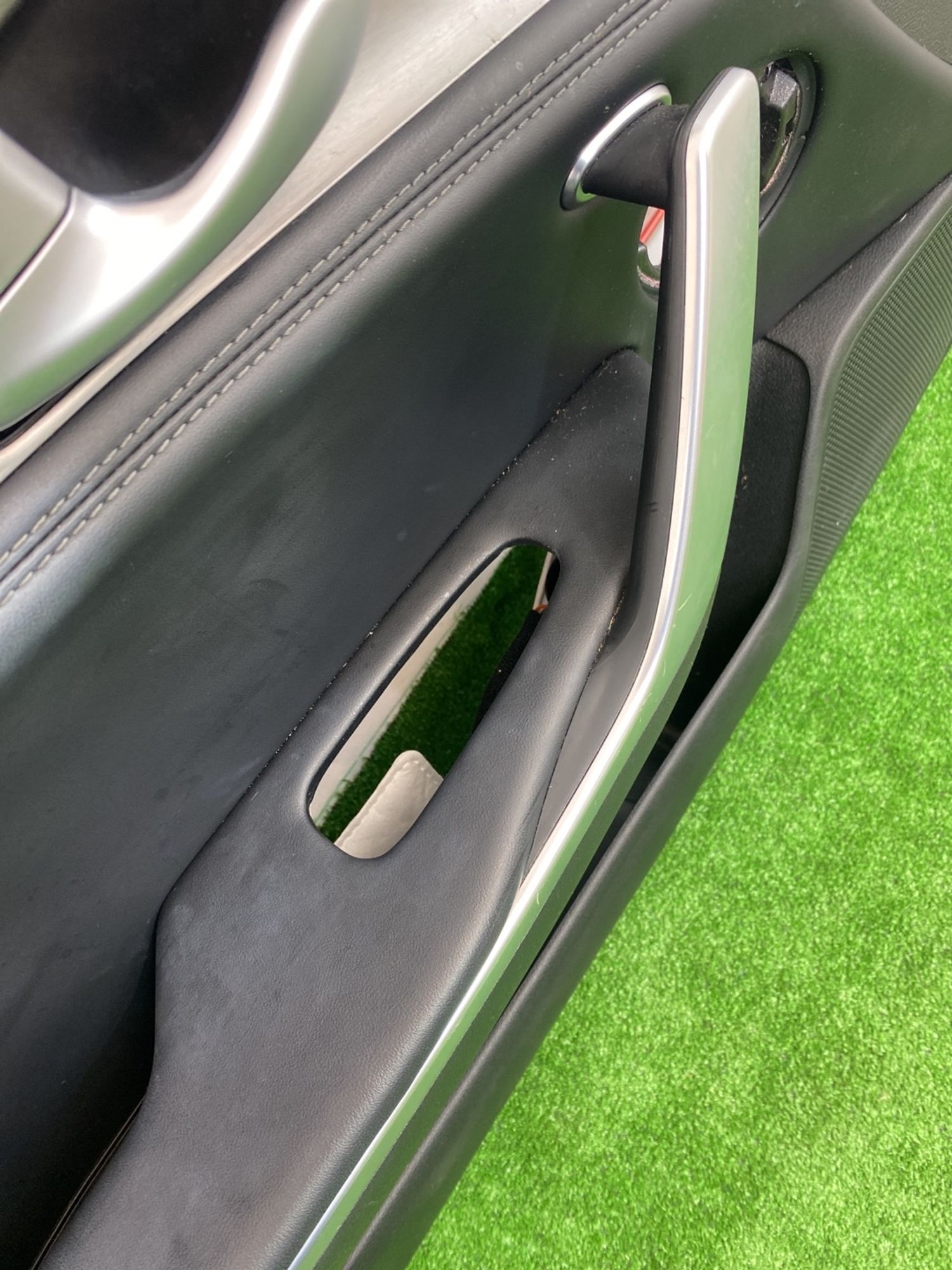 https://gcs.partsauto.market/rn-stockpro.appspot.com/thmbs/userImages/h353NjtZg3VDP19b5HMt7LlpbQ93/part/a41b5600-1317-427c-8a71-d0d64ddf08eb_1742030993183.jpg