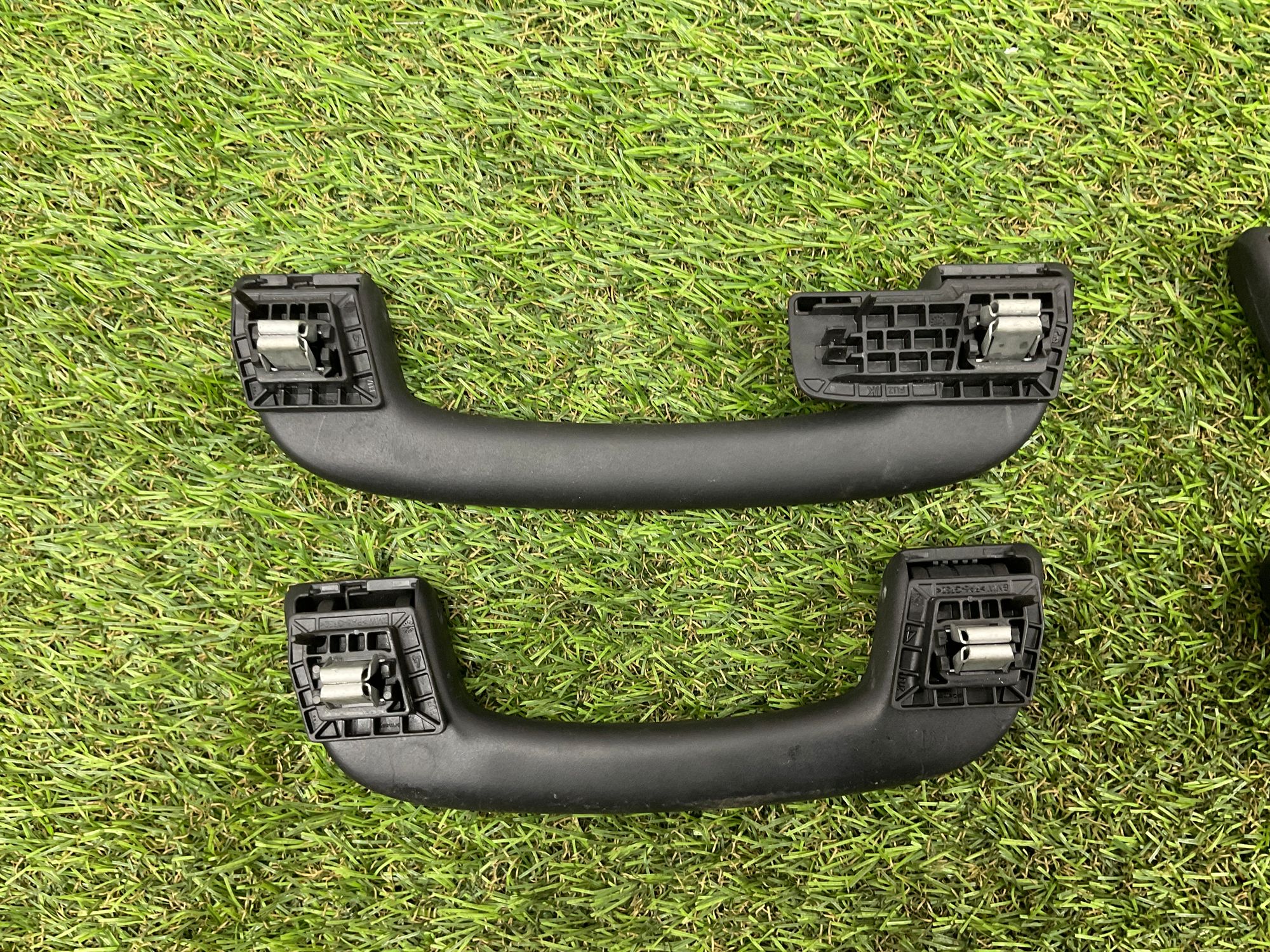 https://gcs.partsauto.market/rn-stockpro.appspot.com/thmbs/userImages/h353NjtZg3VDP19b5HMt7LlpbQ93/part/a5af38cd-3bd5-4c6f-bf5e-2b5db82b9833_1748247961707.jpg