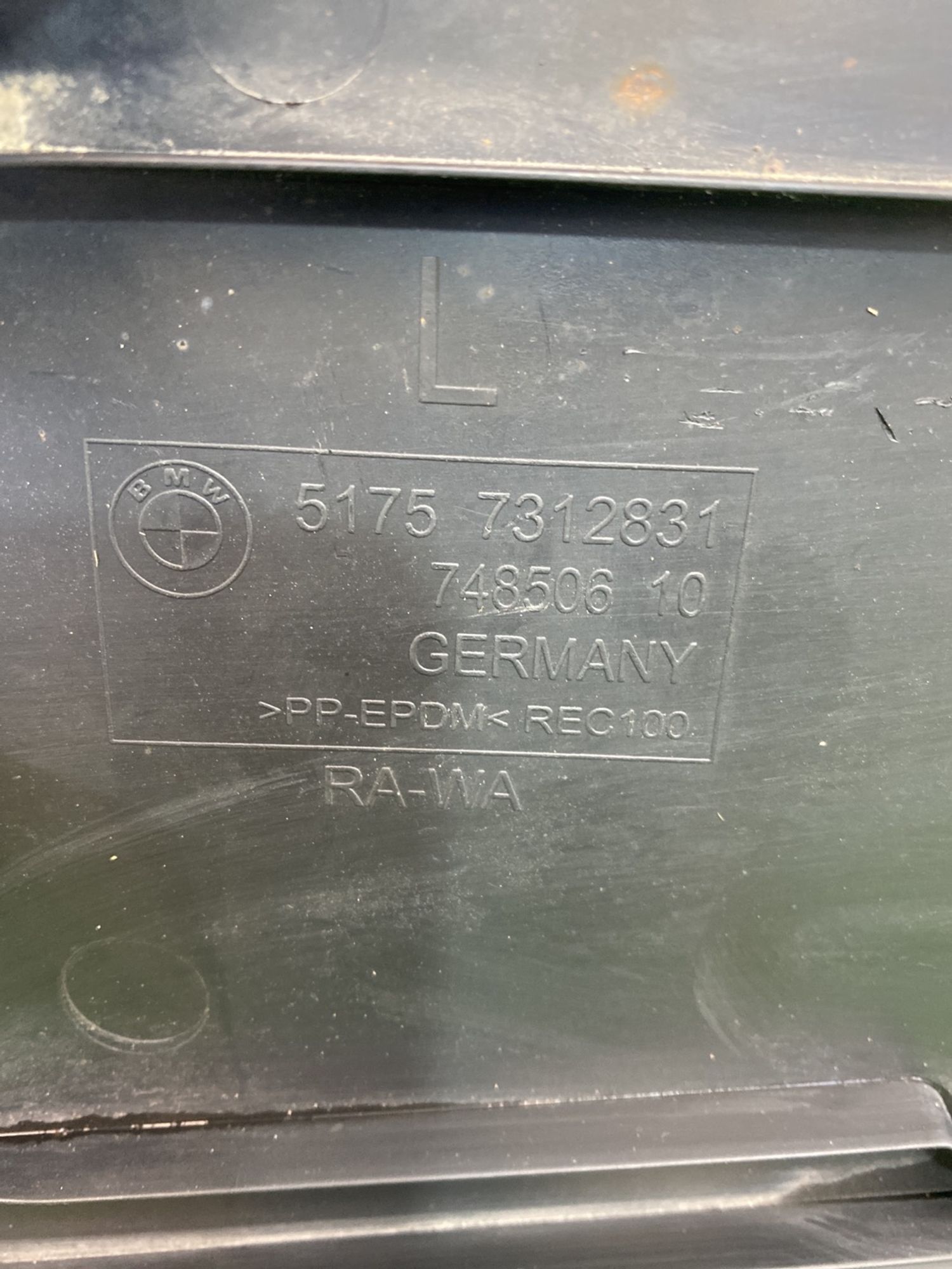 https://gcs.partsauto.market/rn-stockpro.appspot.com/thmbs/userImages/h353NjtZg3VDP19b5HMt7LlpbQ93/part/a9ed17be-0689-49fd-bbf9-a4316838fc90_1742811565553.jpg