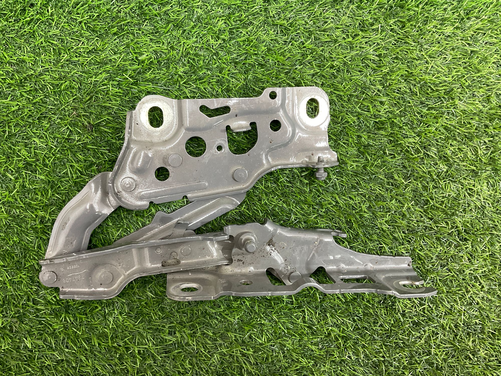 https://gcs.partsauto.market/rn-stockpro.appspot.com/thmbs/userImages/h353NjtZg3VDP19b5HMt7LlpbQ93/part/abb58543-b25a-400c-87d5-4126af5dfb52_1740405470300.jpg