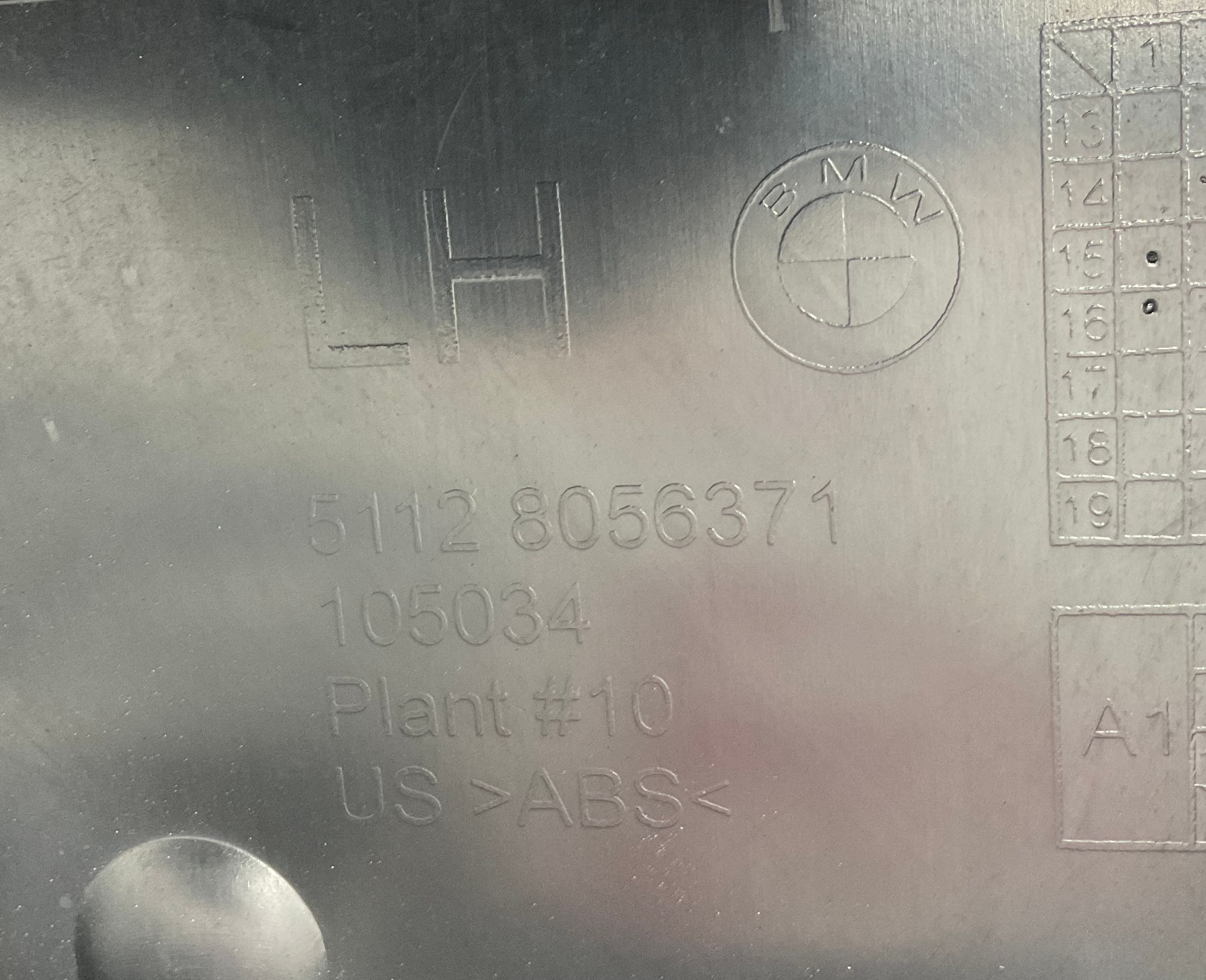 https://gcs.partsauto.market/rn-stockpro.appspot.com/thmbs/userImages/h353NjtZg3VDP19b5HMt7LlpbQ93/part/ac0505c2-b277-47aa-be1a-cd1c7ee2a7b9_1747667550432.jpg