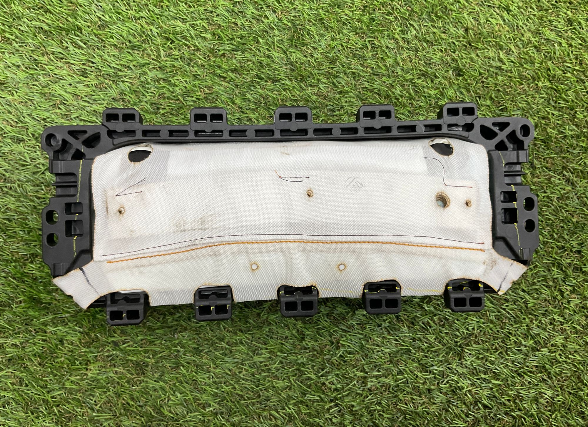 https://gcs.partsauto.market/rn-stockpro.appspot.com/thmbs/userImages/h353NjtZg3VDP19b5HMt7LlpbQ93/part/ad12edbb-c929-45c2-a560-c7c517b9495f_1747990087391.jpg