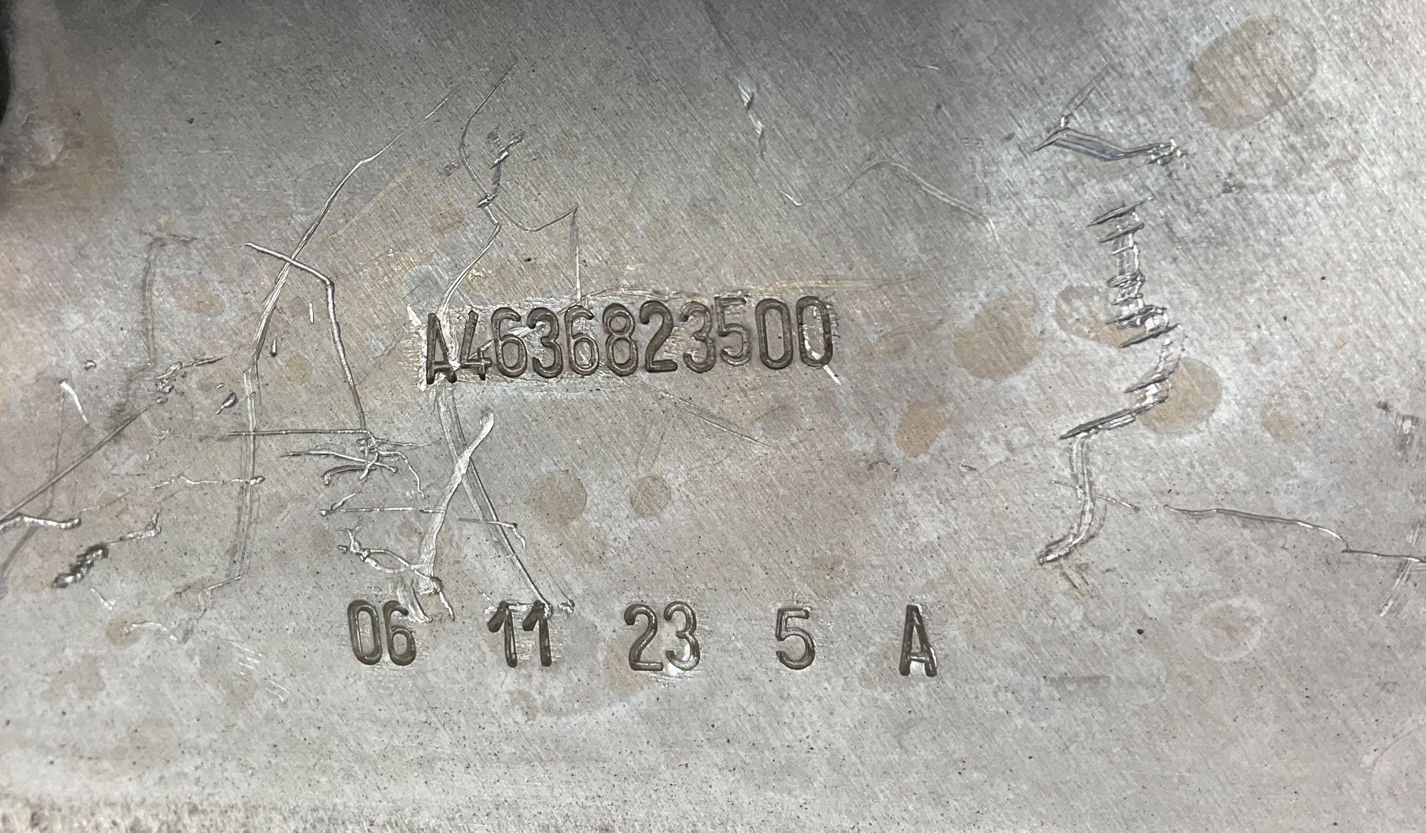 https://gcs.partsauto.market/rn-stockpro.appspot.com/thmbs/userImages/h353NjtZg3VDP19b5HMt7LlpbQ93/part/ad3f9ff1-937b-4be3-a11e-1ae9a60455f7_1744097638748.jpg