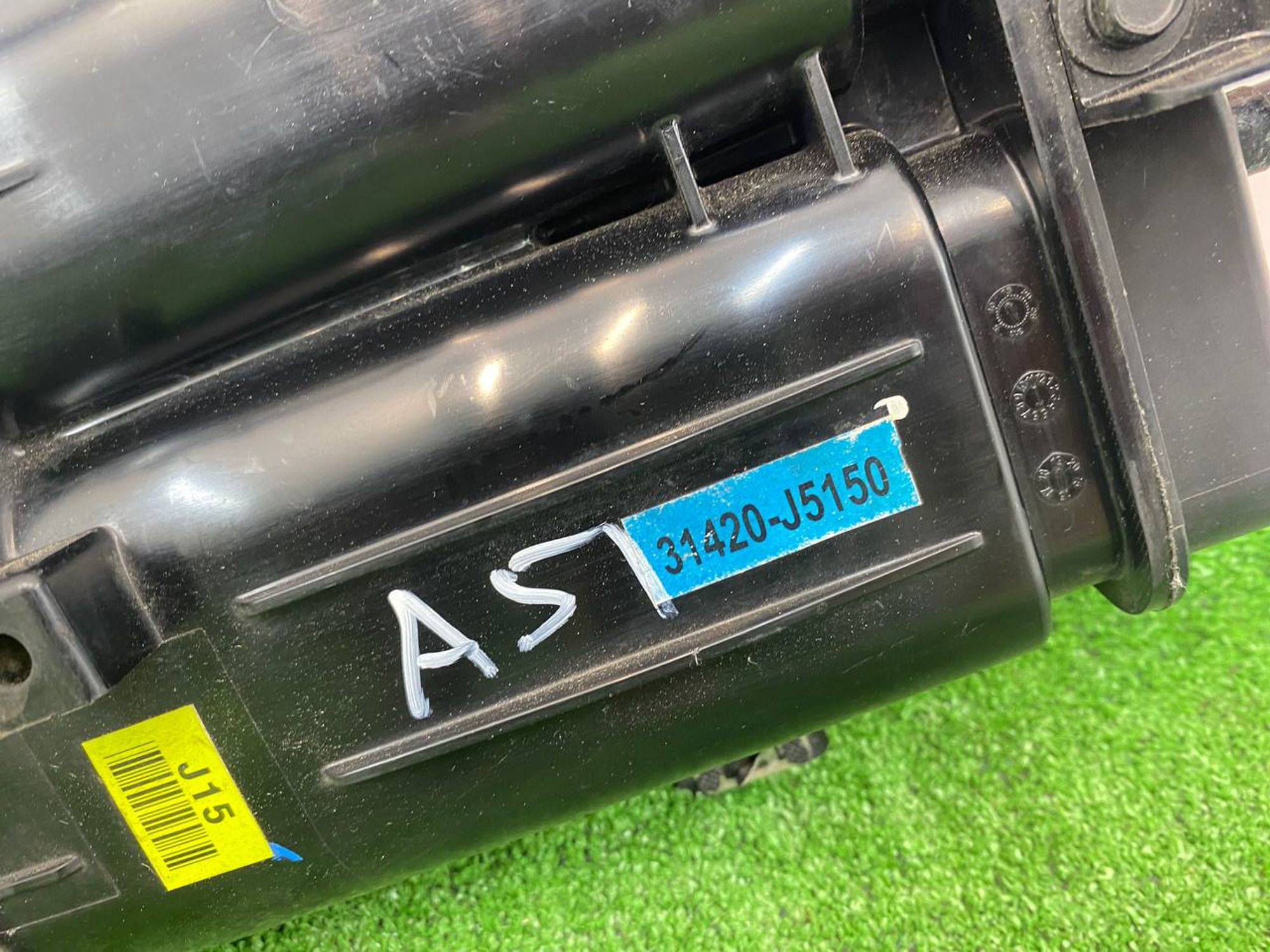 https://gcs.partsauto.market/rn-stockpro.appspot.com/thmbs/userImages/h353NjtZg3VDP19b5HMt7LlpbQ93/part/ae5f6499-8ab0-4039-9d65-7b481cfcf1ff_1745308259793.jpg