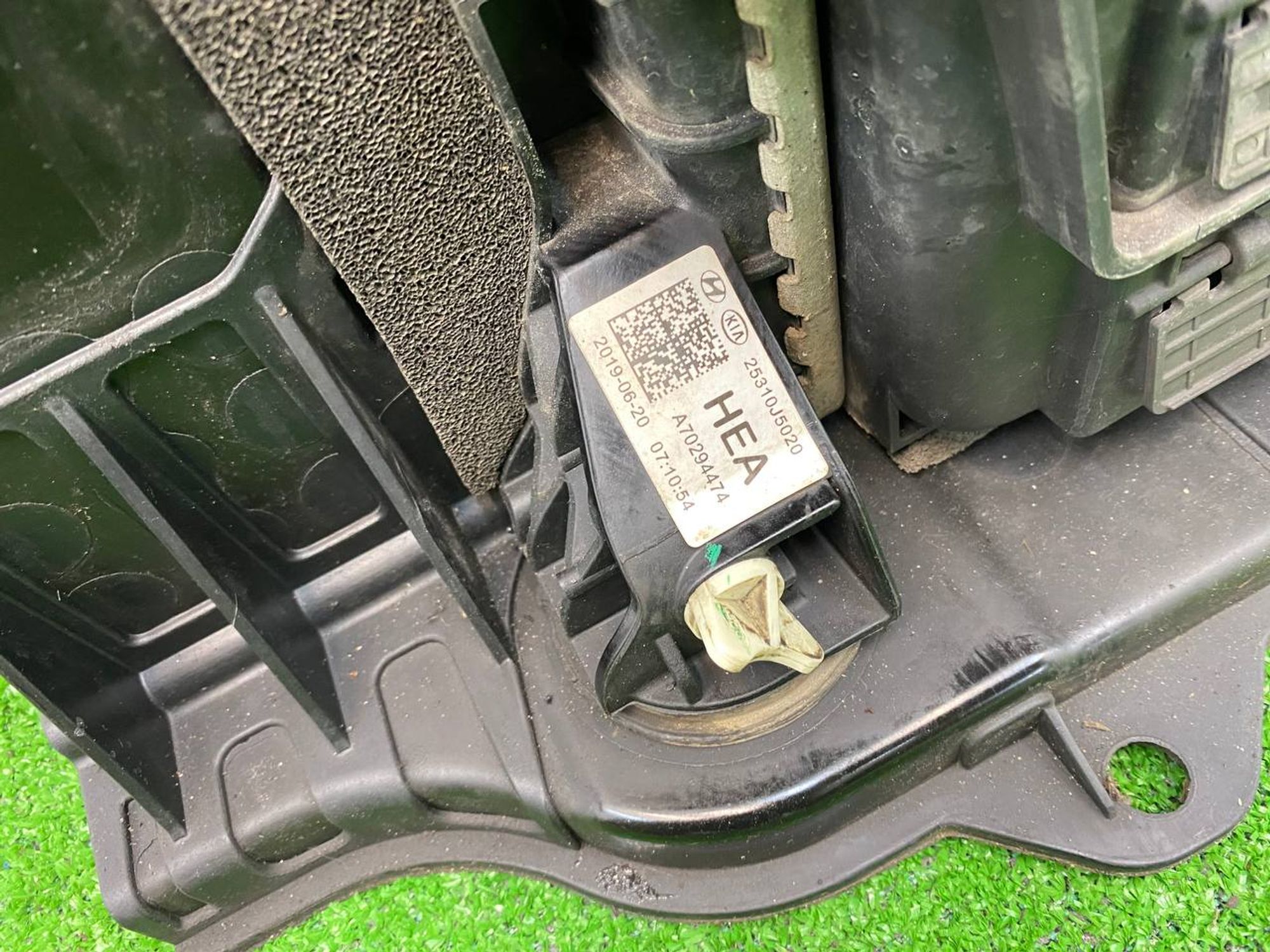 https://gcs.partsauto.market/rn-stockpro.appspot.com/thmbs/userImages/h353NjtZg3VDP19b5HMt7LlpbQ93/part/aeb1f8b6-335c-4d60-a5e8-7f0344c17f84_1741370982797.jpg
