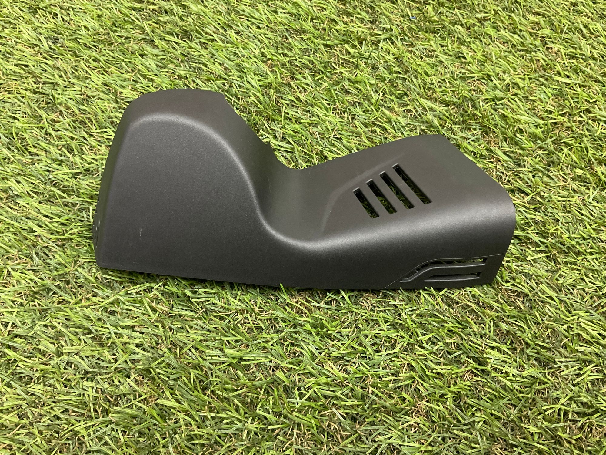 https://gcs.partsauto.market/rn-stockpro.appspot.com/thmbs/userImages/h353NjtZg3VDP19b5HMt7LlpbQ93/part/b0434a74-5f1f-4fdf-ada4-dd92f5d75a37_1749029945734.jpg